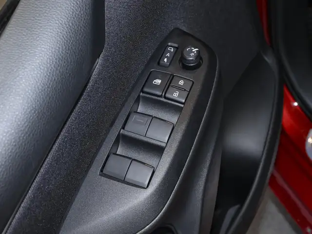 Toyota Yaris view 10