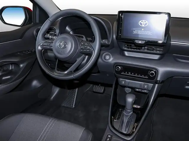 Toyota Yaris view 5
