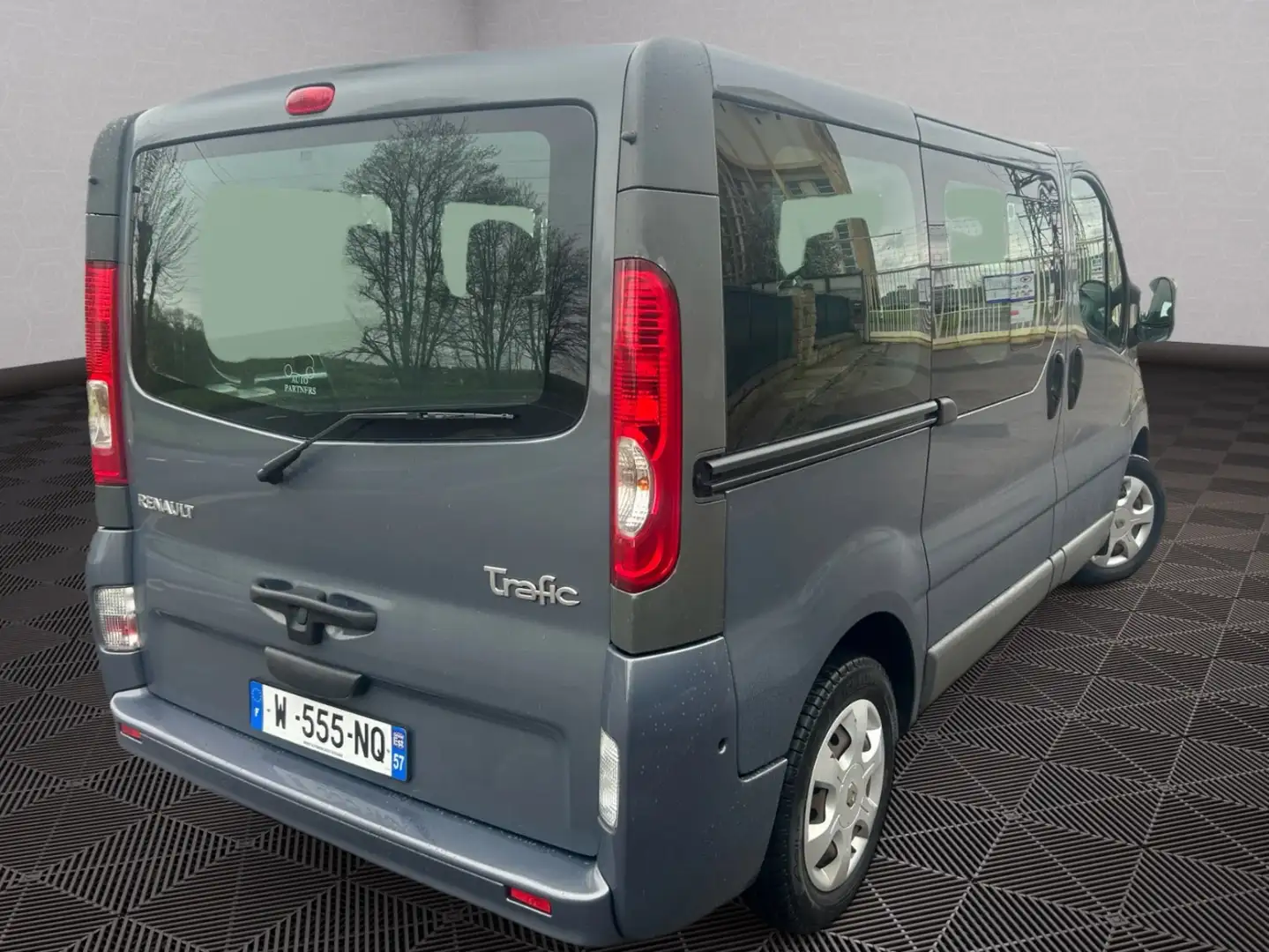 Renault Trafic Passenger Expression Gris - 2