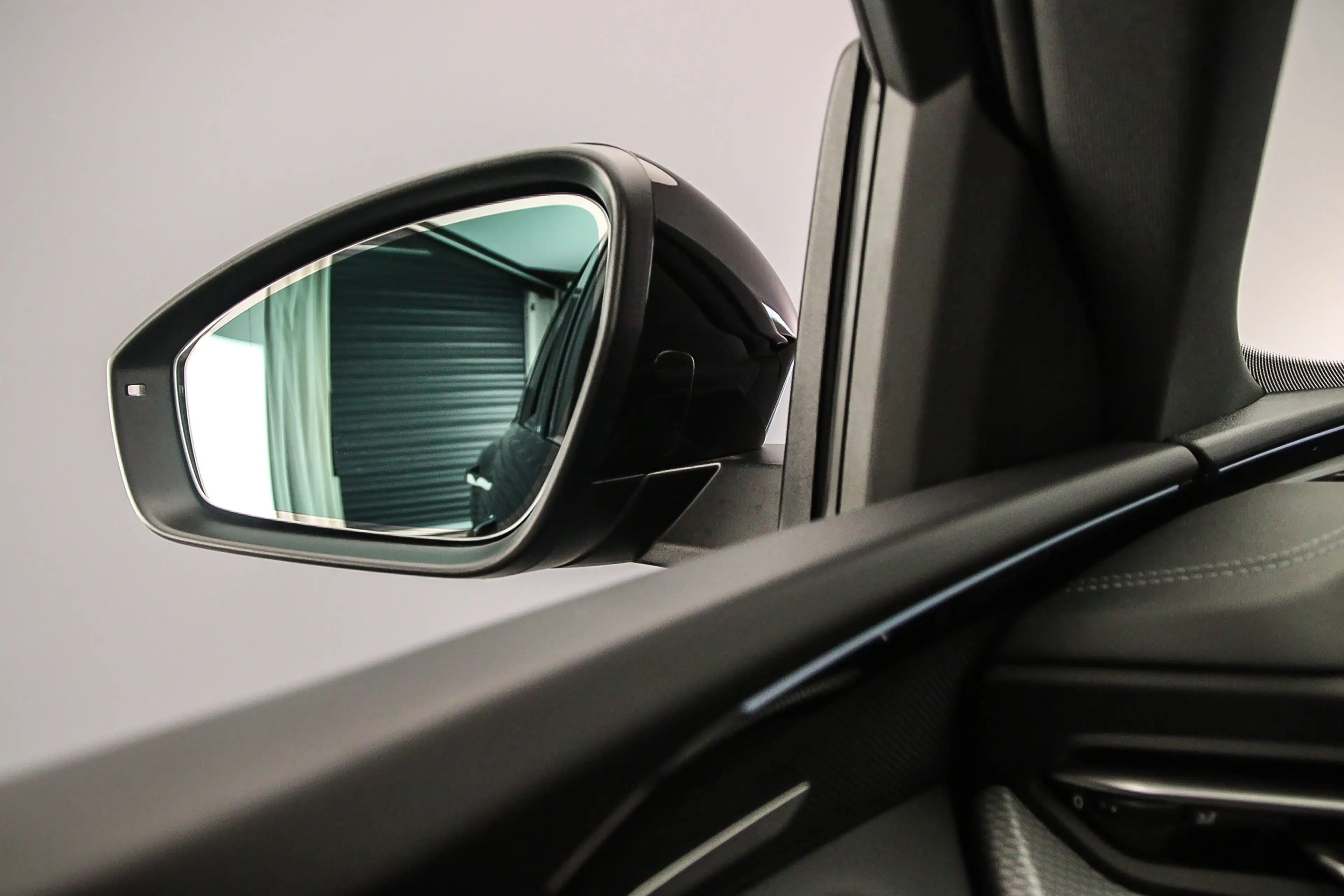 Audi Q5 e-hybrid quattro 367pk S edition competition — photo 10
