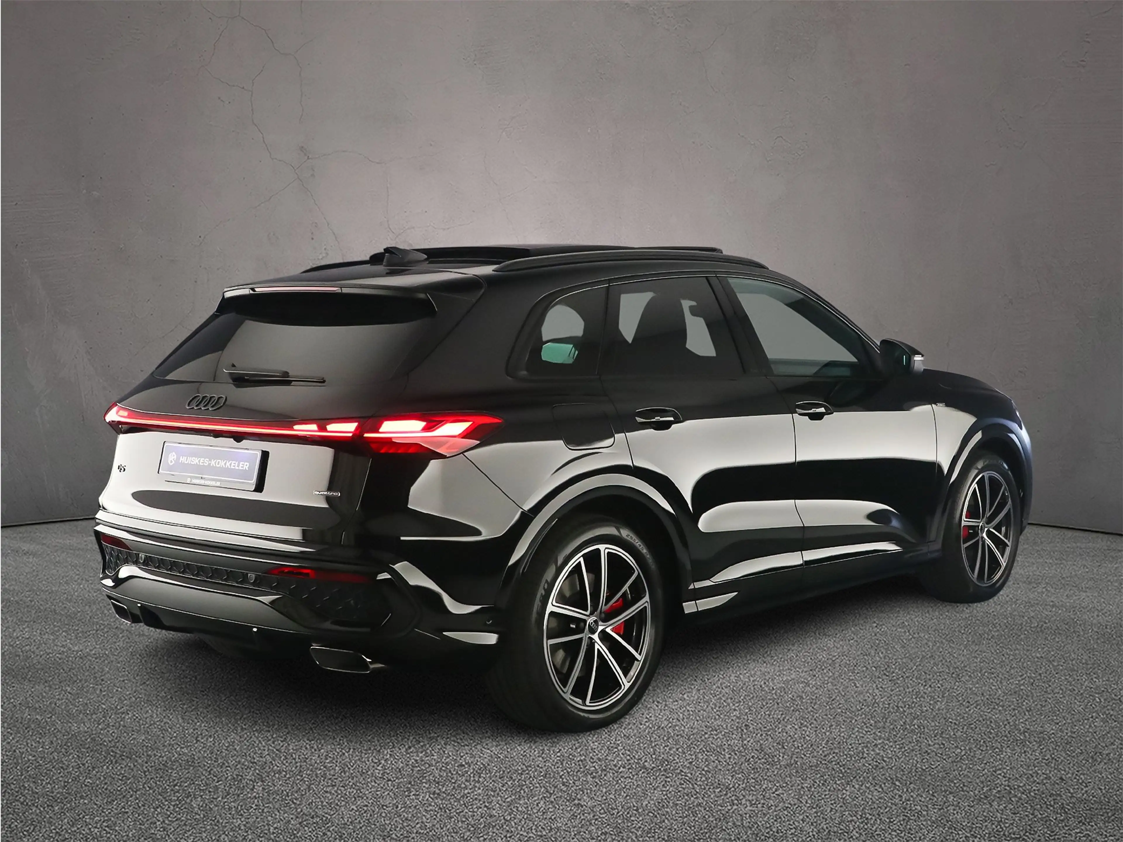 Audi Q5 e-hybrid quattro 367pk S edition competition — photo 11