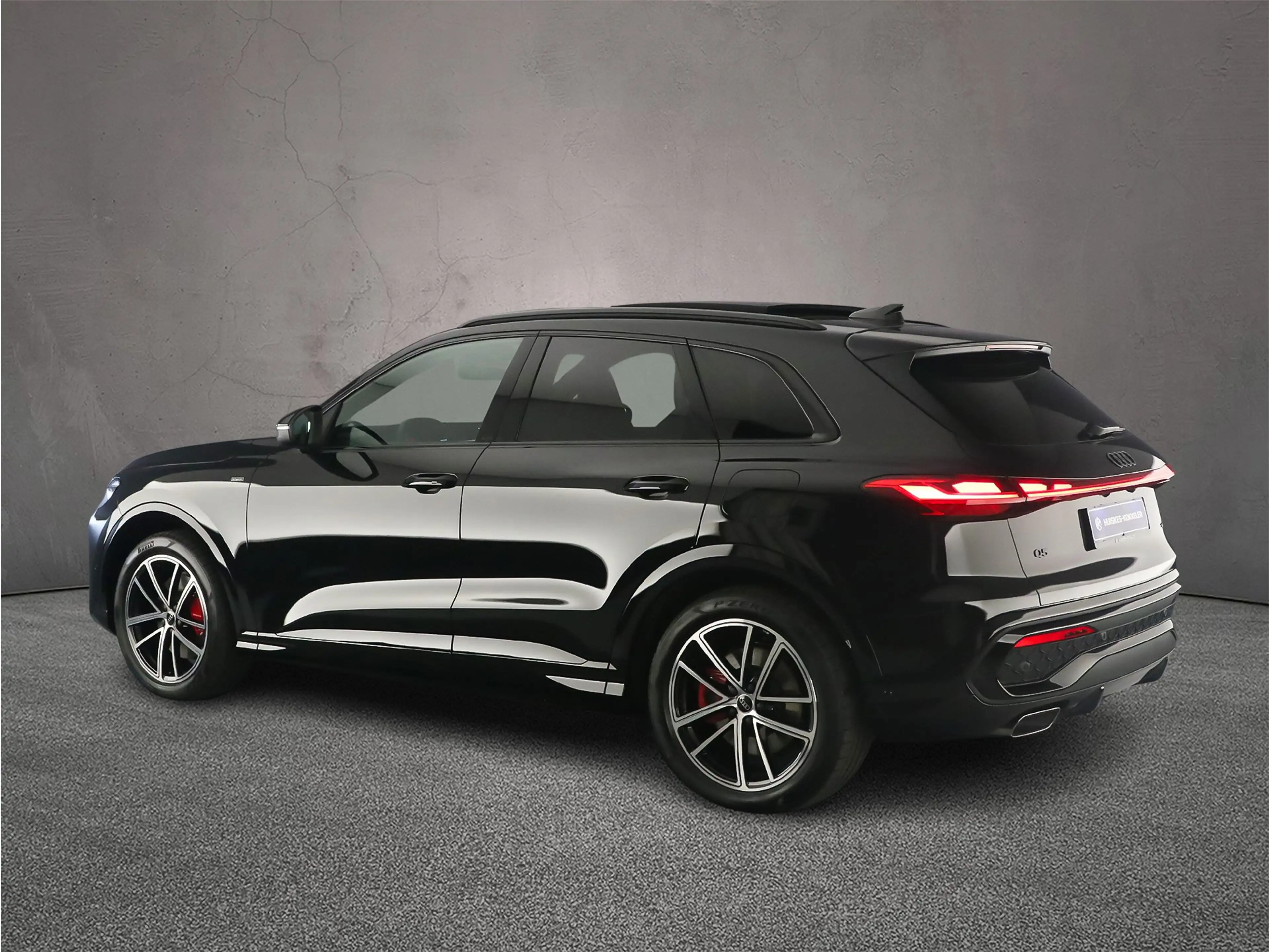 Audi Q5 e-hybrid quattro 367pk S edition competition — photo 2