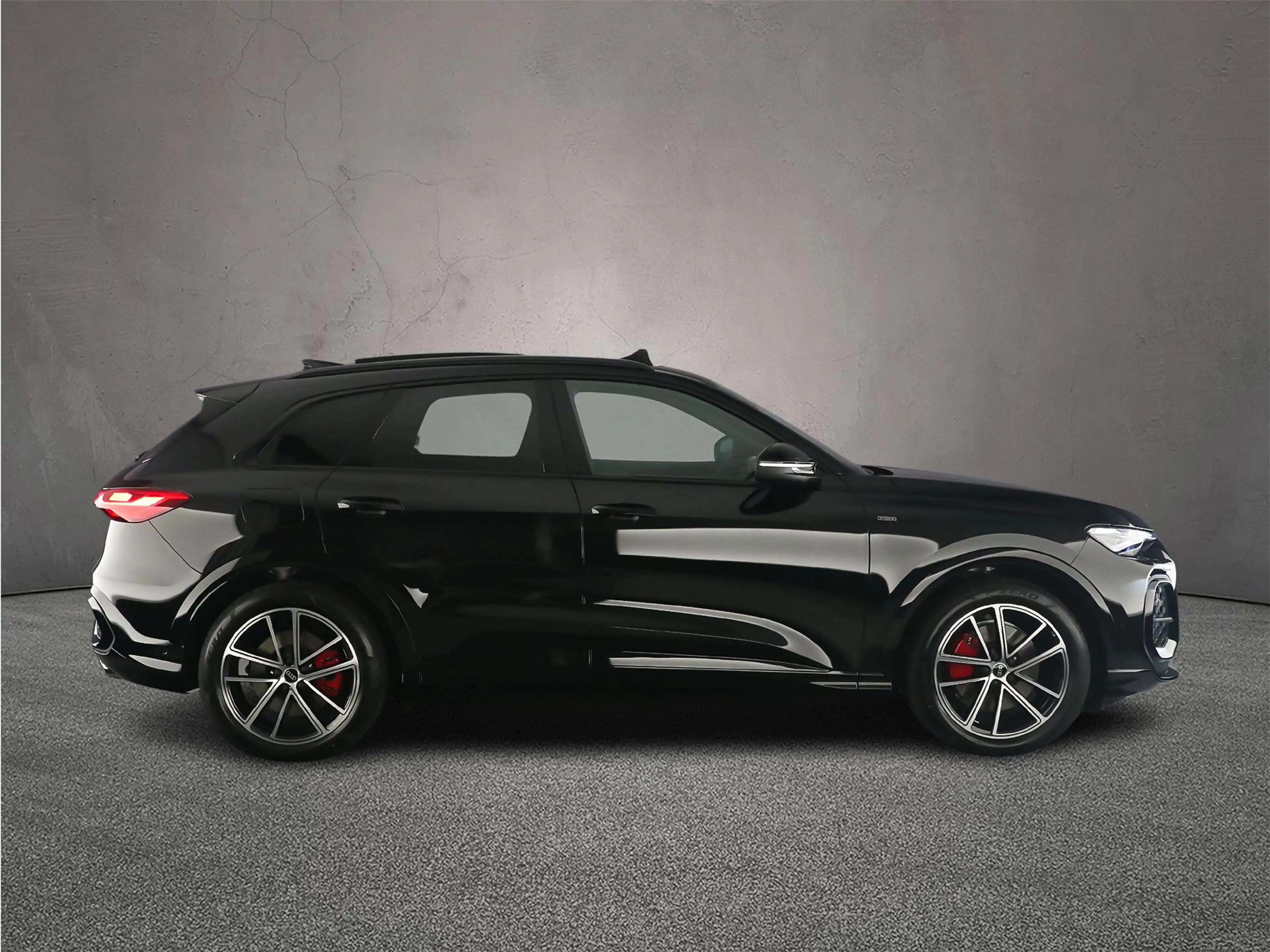 Audi Q5 e-hybrid quattro 367pk S edition competition — photo 7