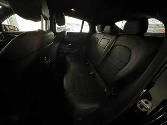 Mercedes-Benz GLC view 14