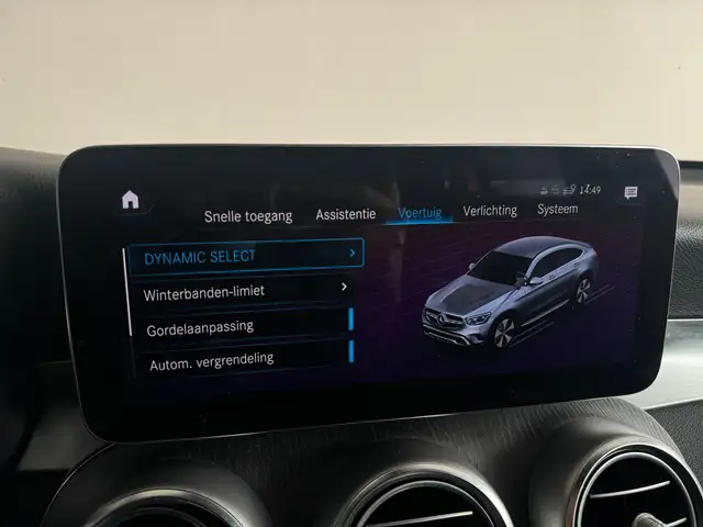Mercedes-Benz GLC view 22