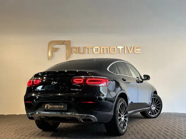 Mercedes-Benz GLC view 3