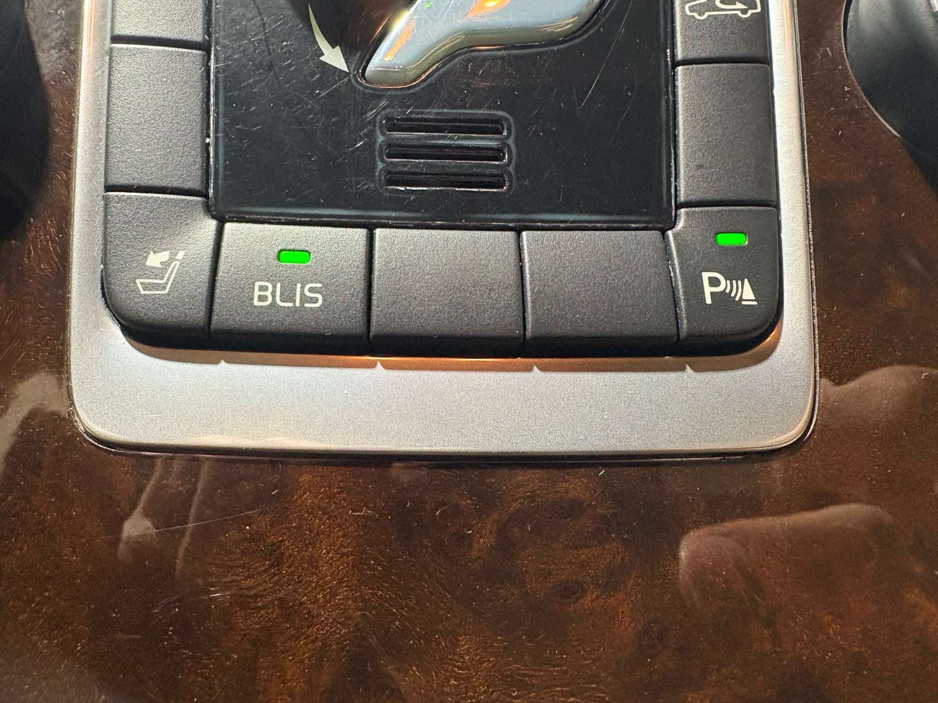 2013 Volvo XC60 T6 thumb 23