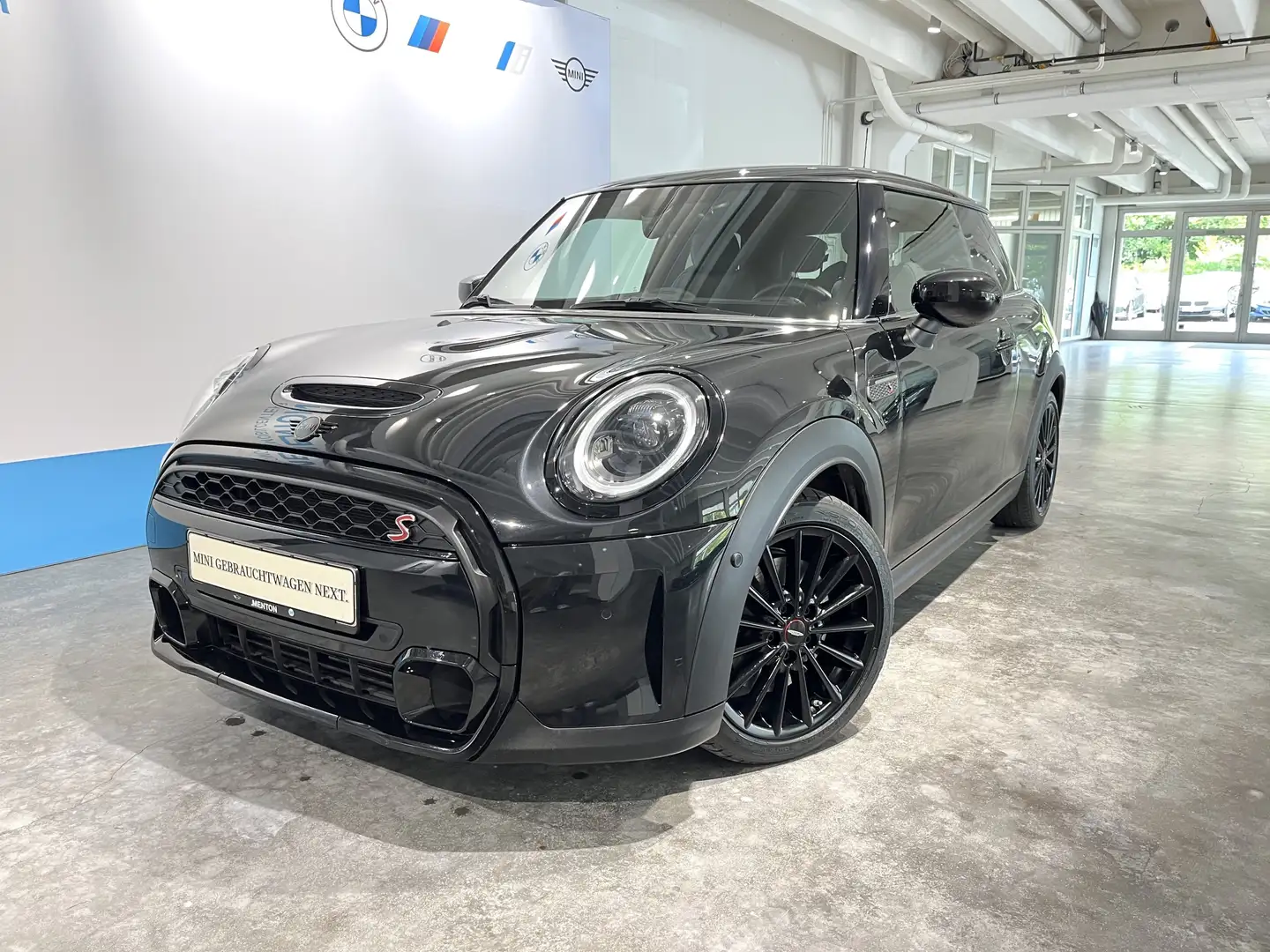 MINI Cooper S ad.LED/Harman/Navi/Parkassistent Schwarz - 2