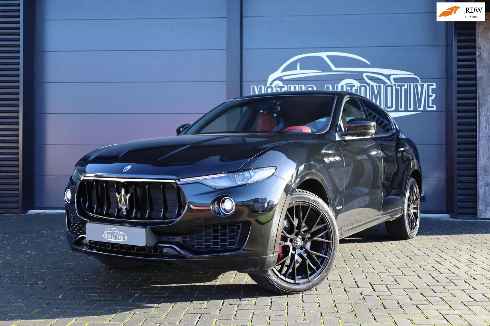 Maserati Levante 3.0 V6 AWD GranSport 2 jaar fabrieks garantie Zwart - 1