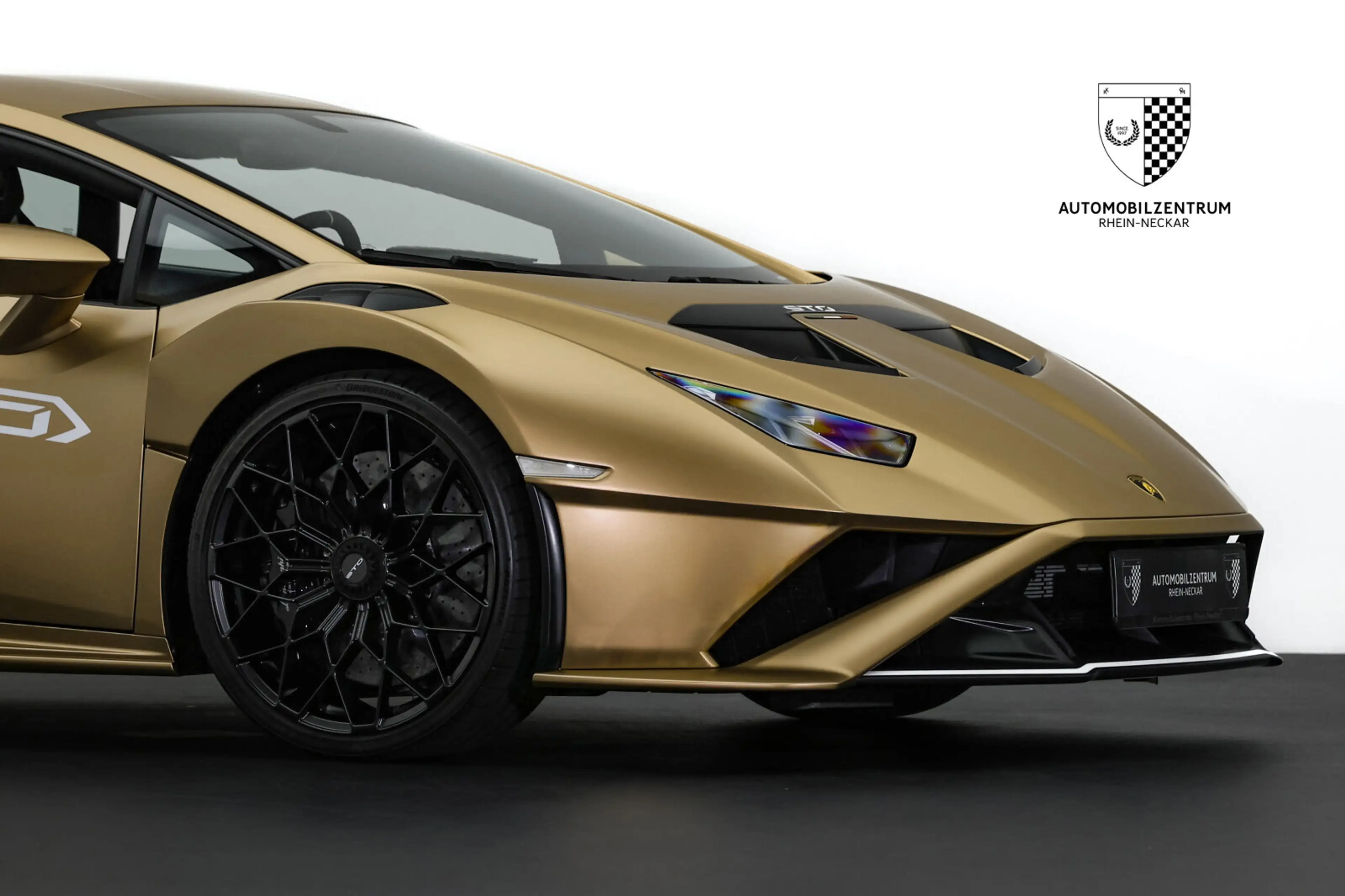 Lamborghini Huracán Huracán STO 60Anniversario/Garantie08.27/FullPPF — photo 9