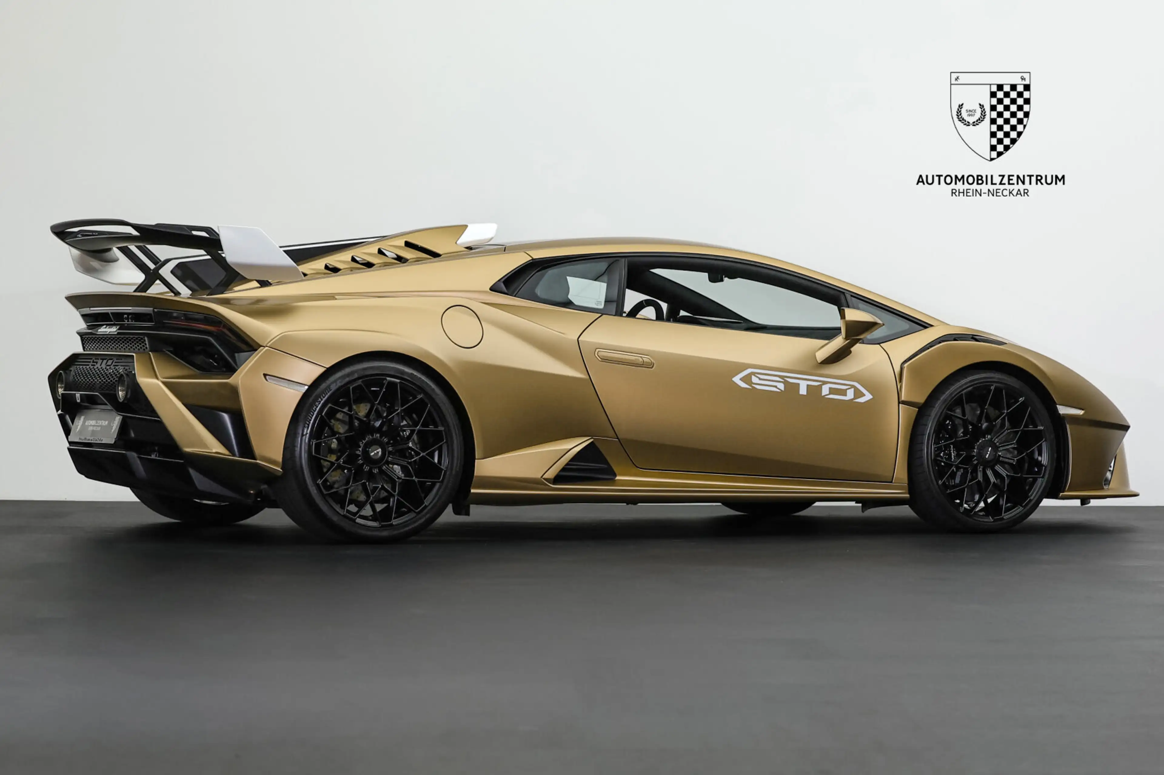 Lamborghini Huracán Huracán STO 60Anniversario/Garantie08.27/FullPPF — photo 7