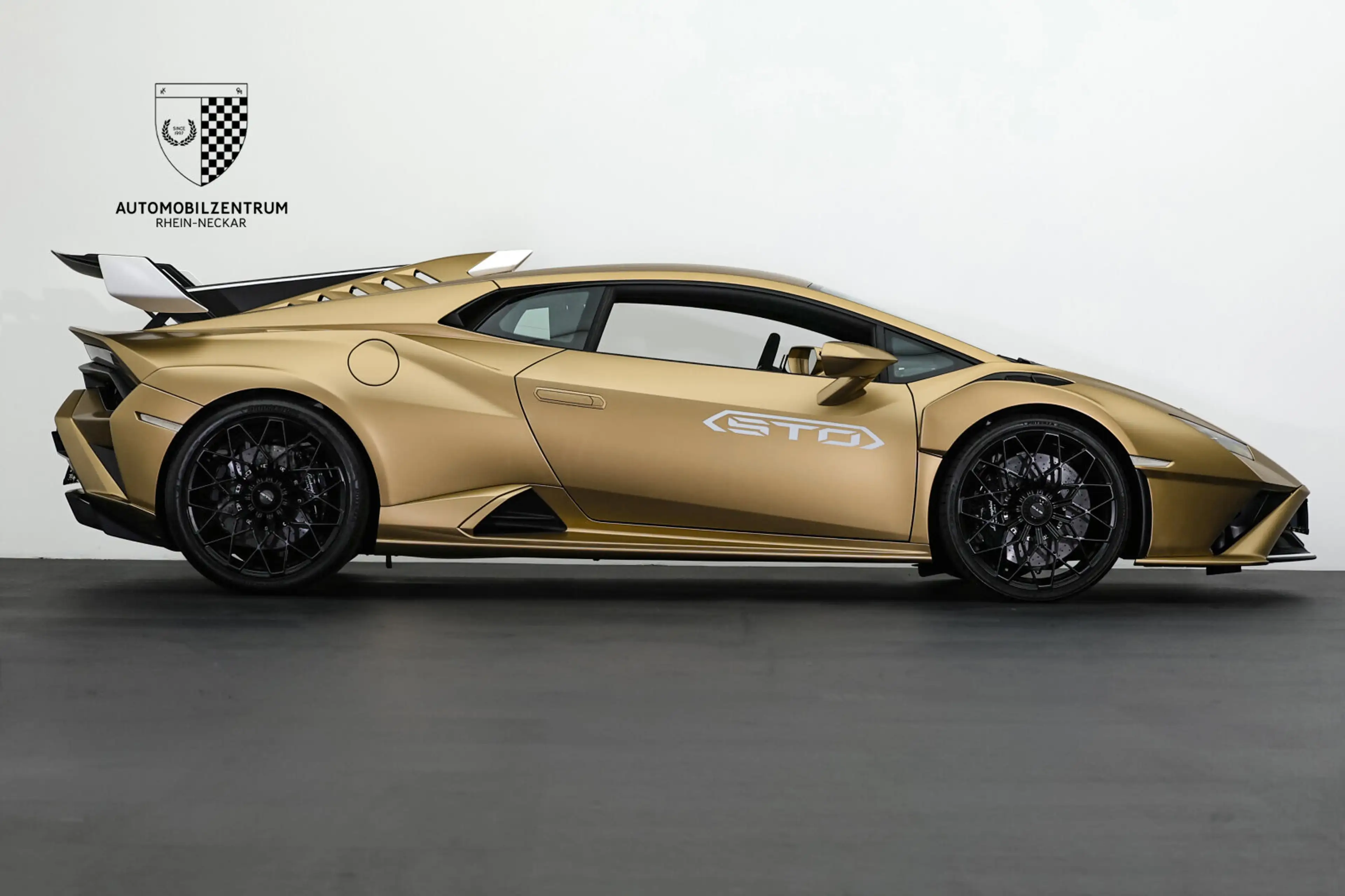 Lamborghini Huracán Huracán STO 60Anniversario/Garantie08.27/FullPPF — photo 8