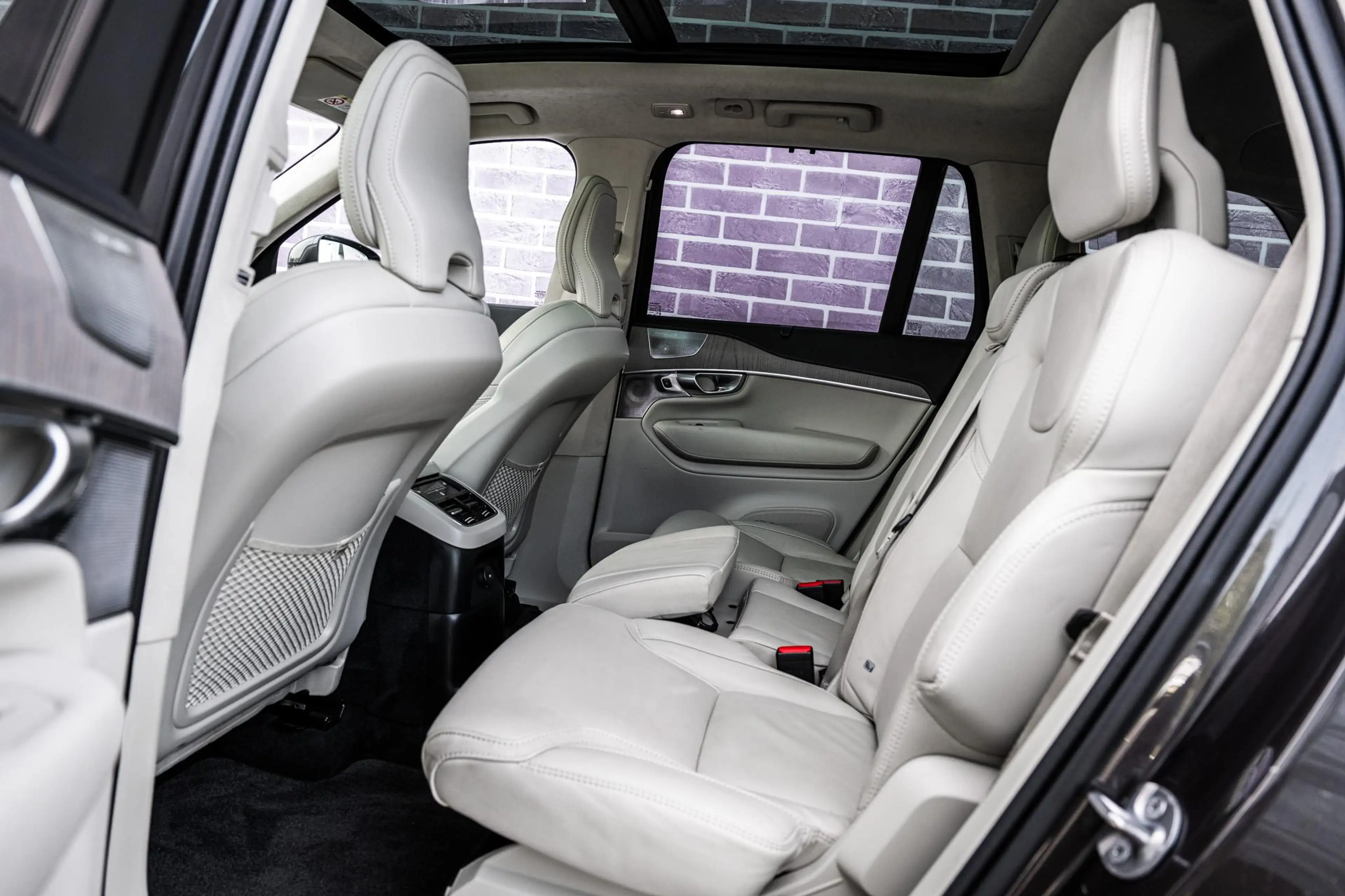 Volvo XC90 2.0 T8 Recharge AWD Ultimate Bright | Trekhaak | B — photo 10