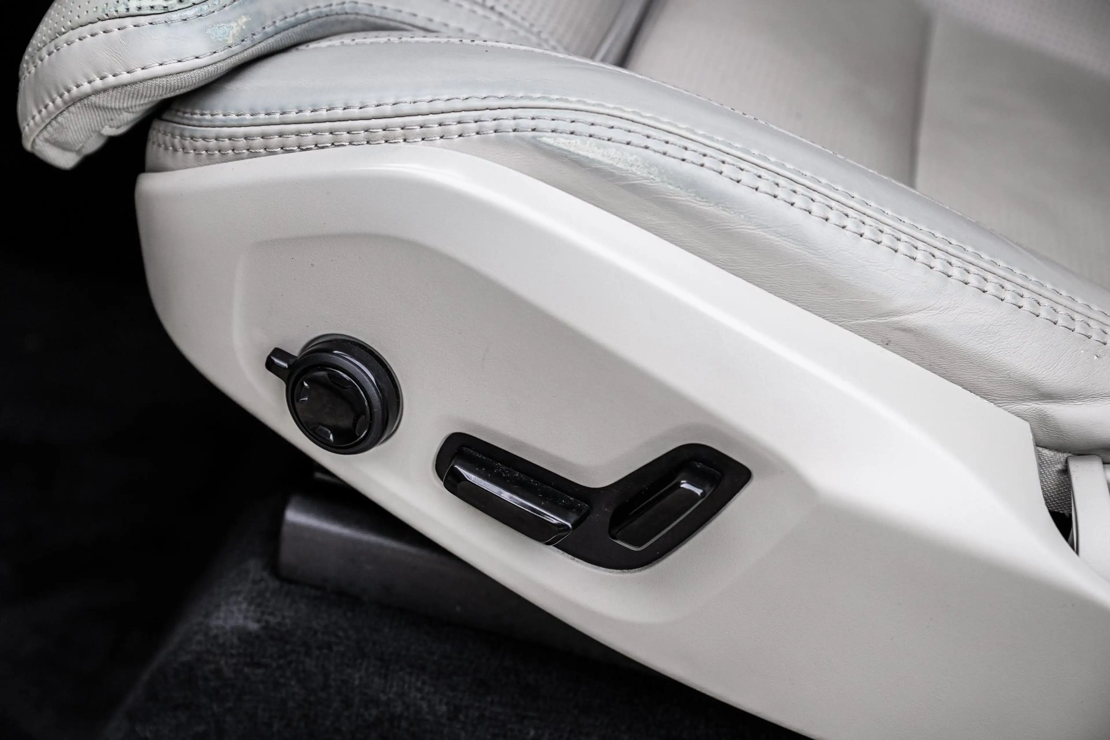 Volvo XC90 2.0 T8 Recharge AWD Ultimate Bright | Trekhaak | B — photo 9