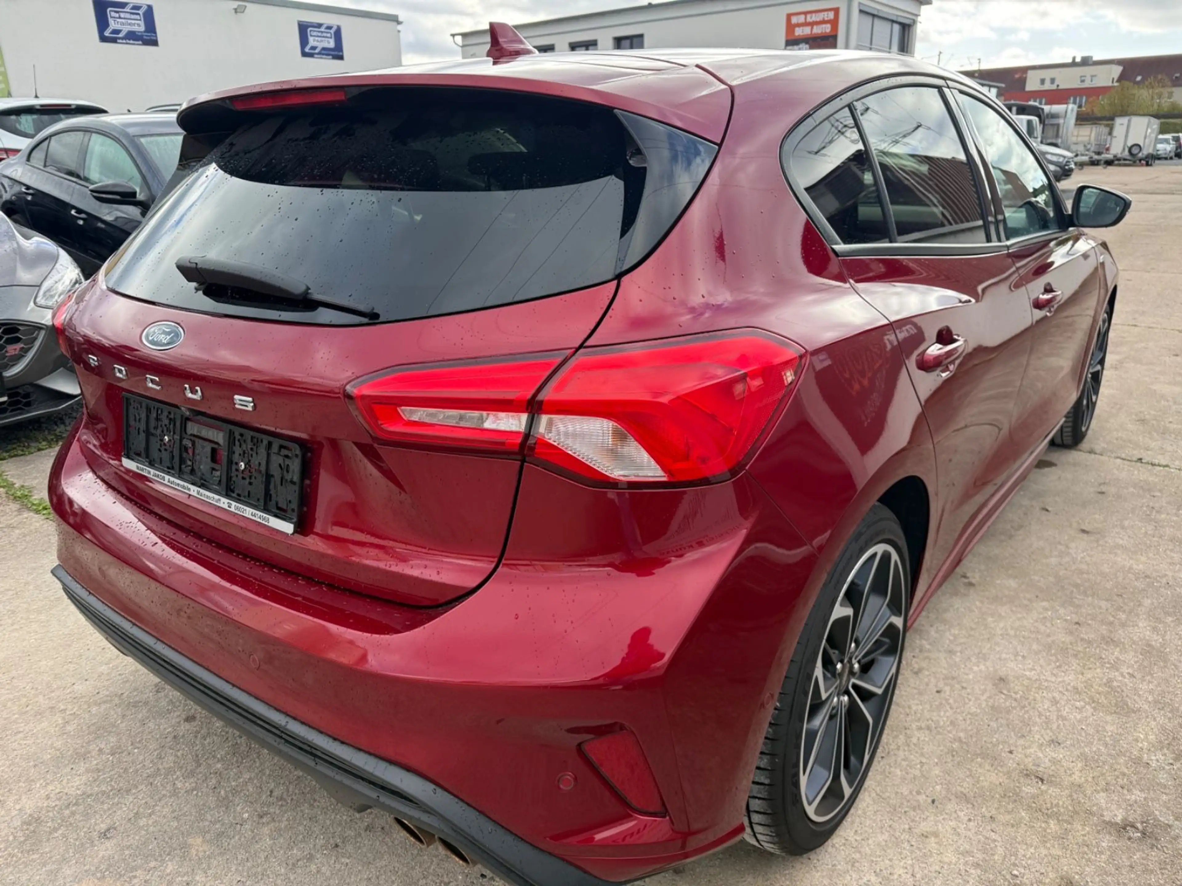 Ford Focus Lim. ST-Line+BC+MFL+LED+APPLECARPLAY+HEADU — photo 6