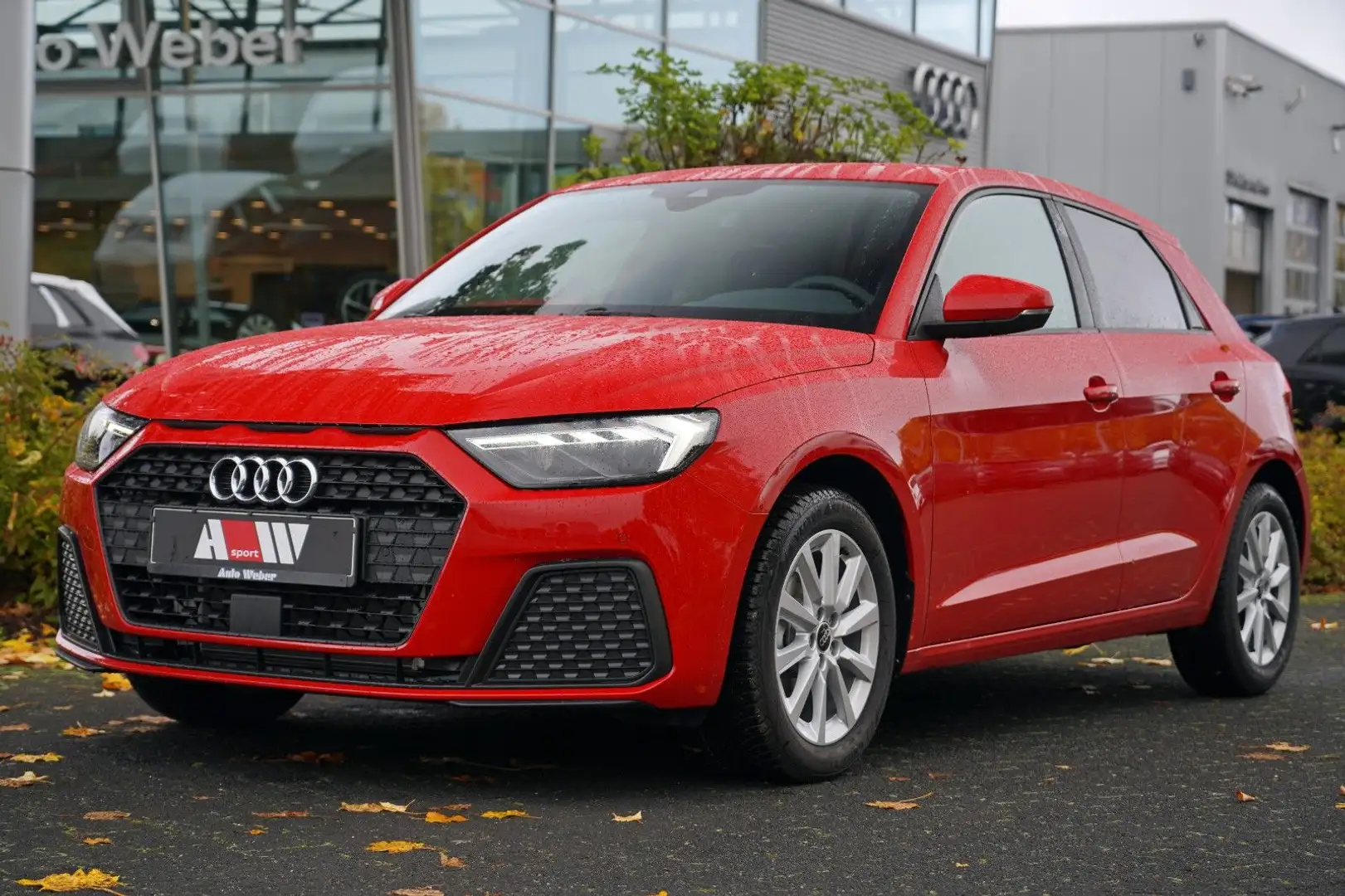Audi A1 SPORTBACK 25TFSI SHZ PRIVACY 4-SEASON ACC LED Rot - 2