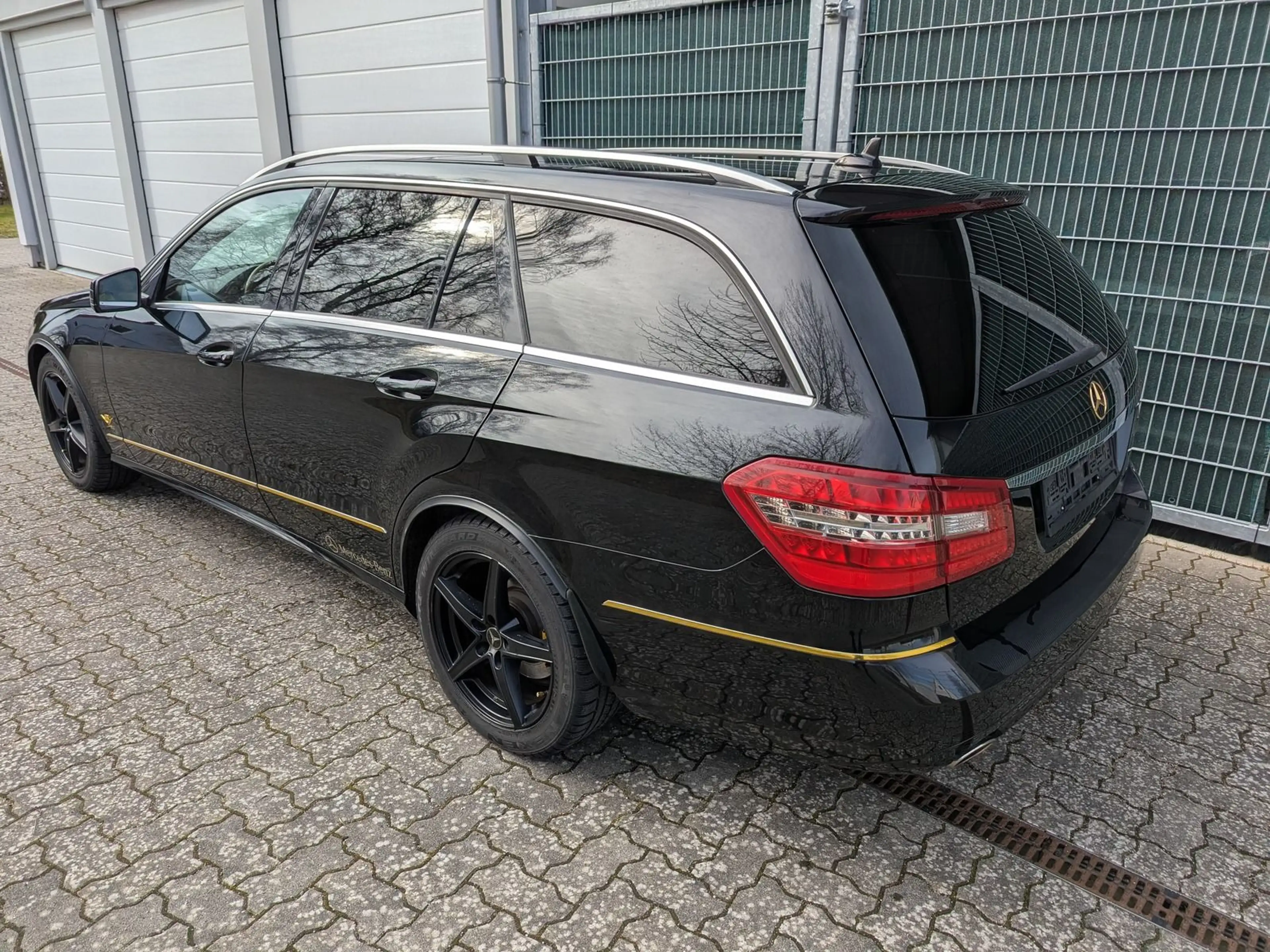 Mercedes-Benz E 350 CGI BlueEfficiency*2 Hand* — photo 5