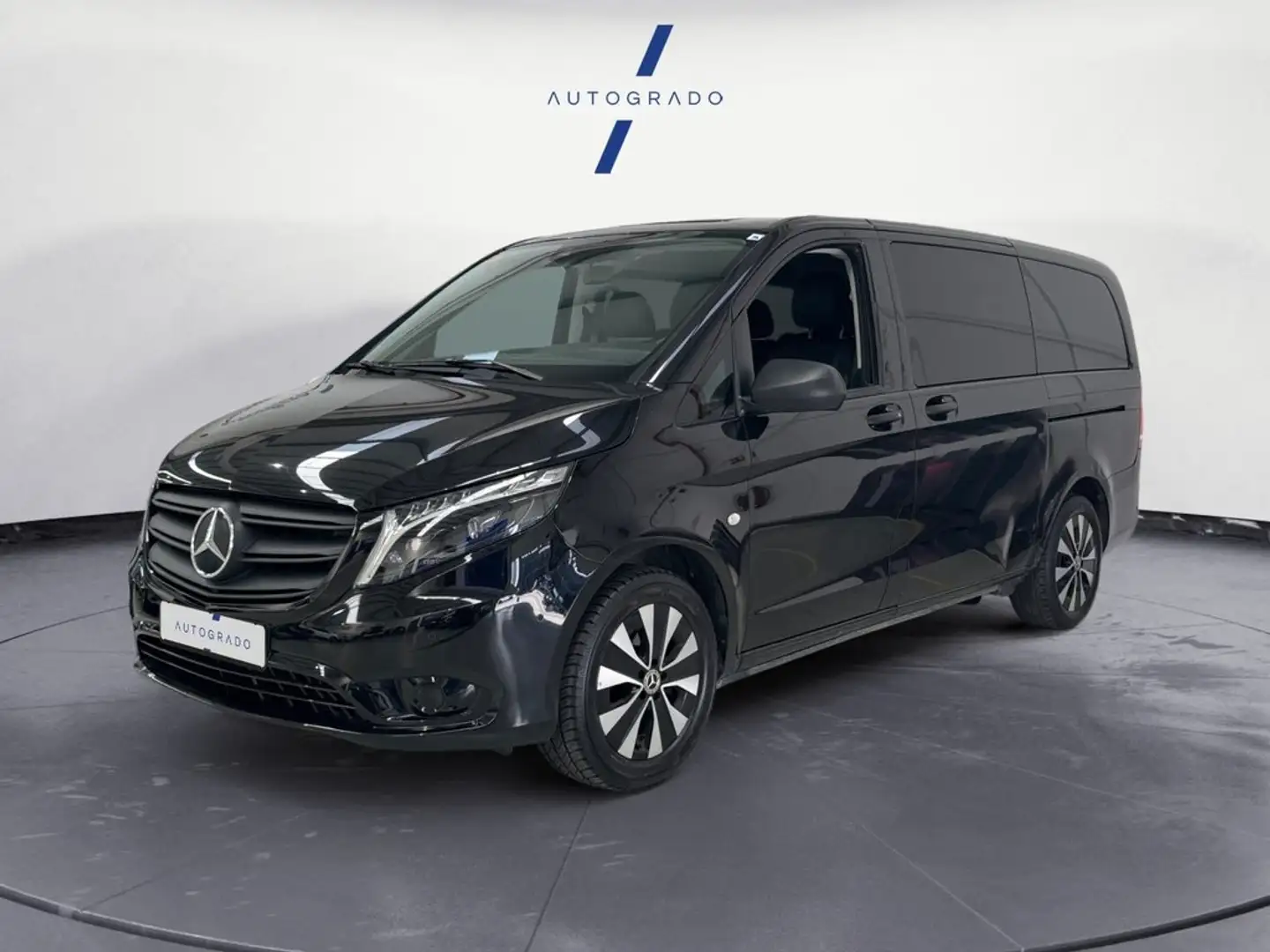 Mercedes-Benz Vito Tourer 114 CDI Select Larga 9G-Tronic Negro - 1
