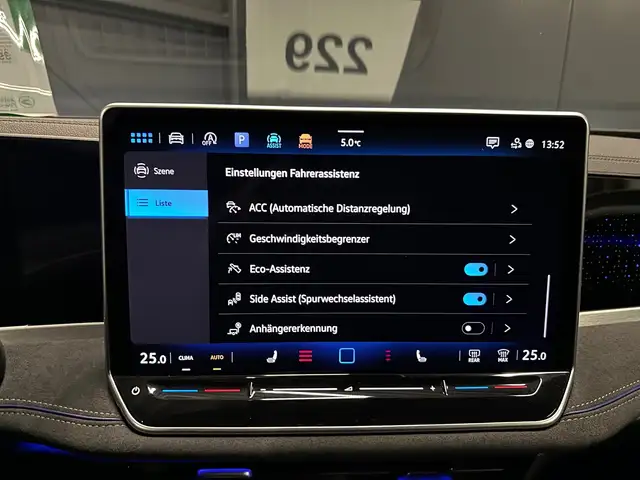 Volkswagen Passat view 25