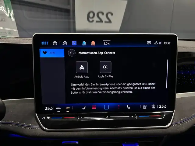 Volkswagen Passat view 28