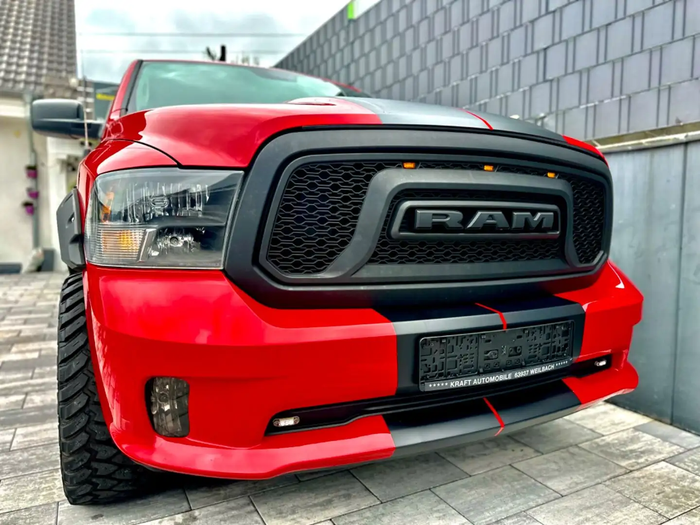 Dodge RAM 5,7l V8 BIG HORN"RED BEAST"-OFFROAD-MEGA Rosso - 1