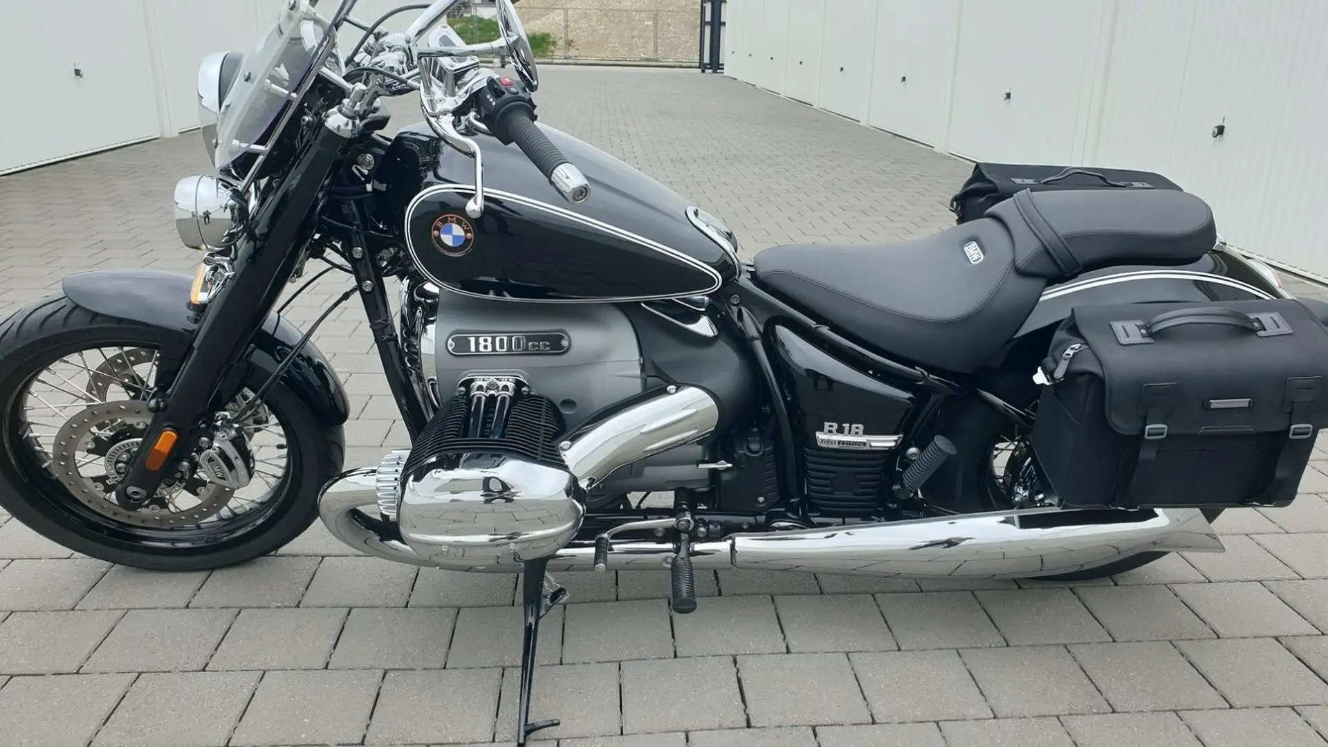 BMW R 18 Negru - 1