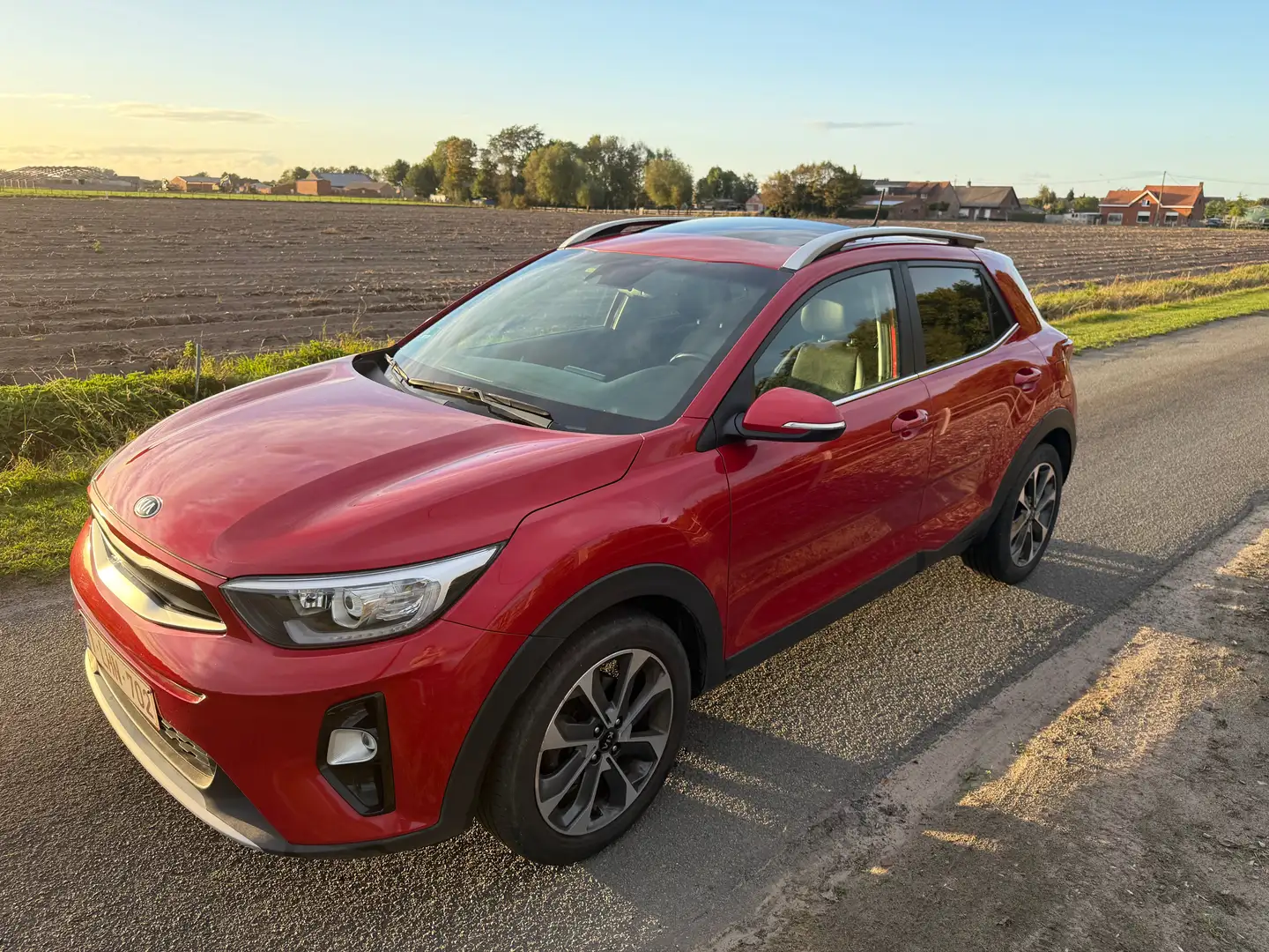 Kia Stonic Stonic 1.0 T-GDI Sense Rouge - 1