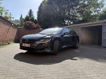 Shooting Brake 1.4 eHybrid OPF DSG R-Line