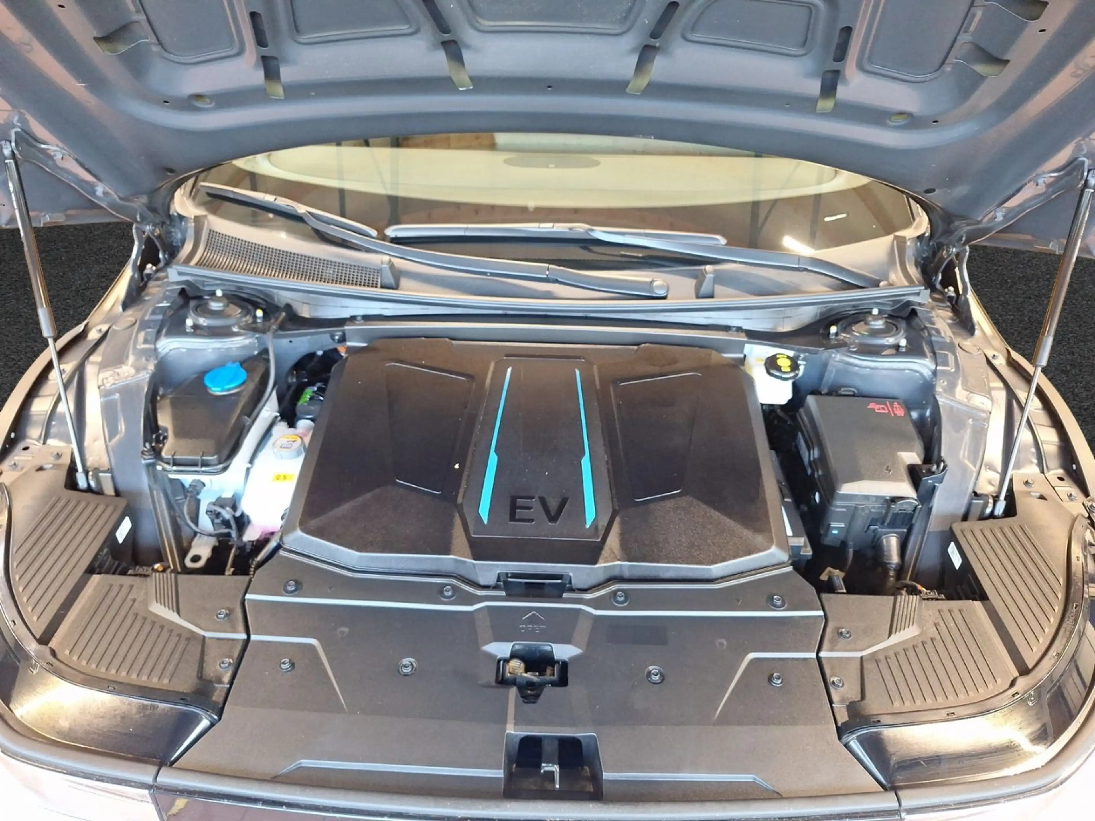 Hyundai IONIQ 5 2WD 84kWh TECHNIQ LED 19'' el.HK Sitz-P. — photo 7