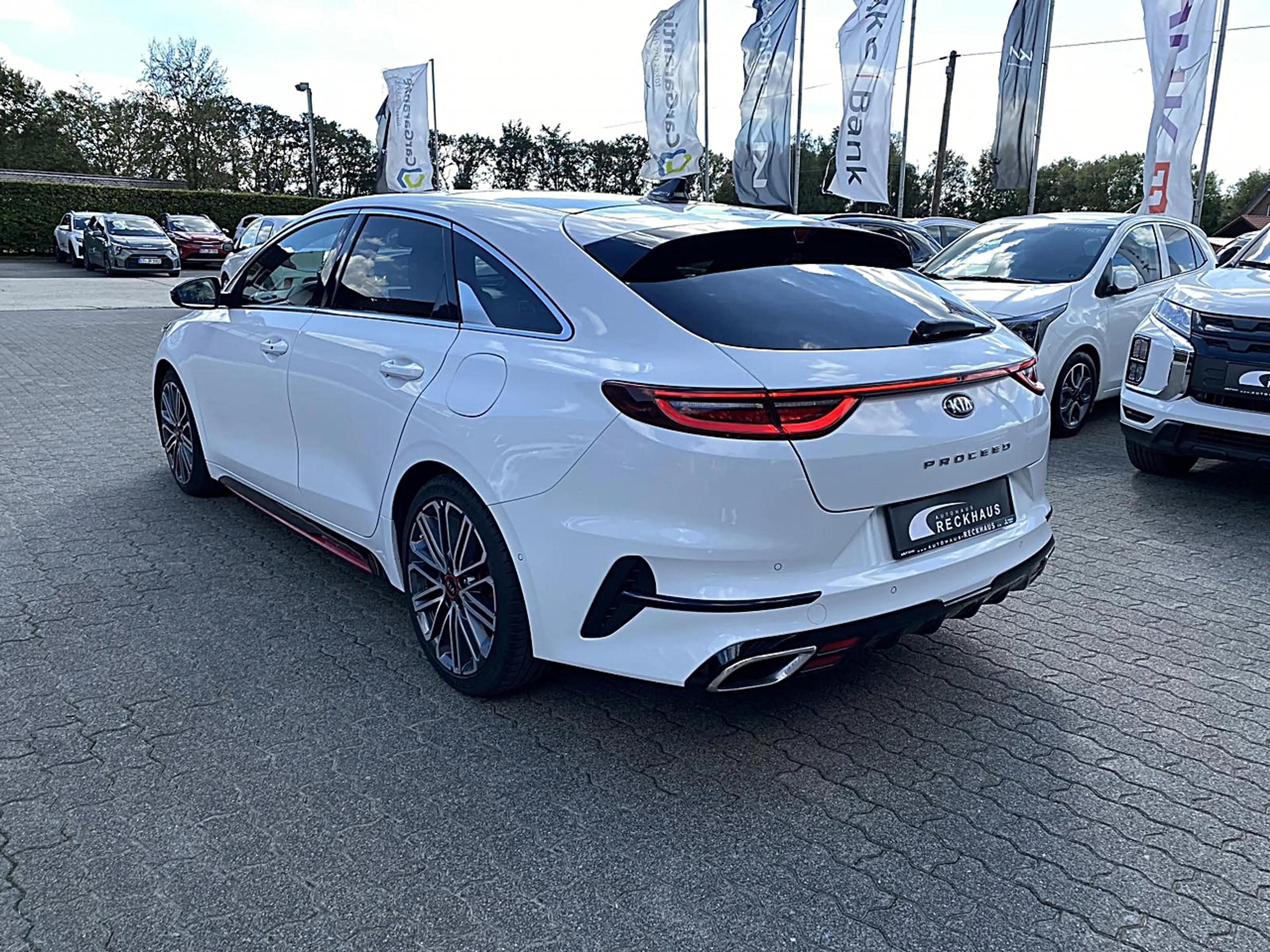 Kia ProCeed / pro_cee'd 1.6T GT NAV GD KOMF DAB JBL Sound Klima Navi — photo 4