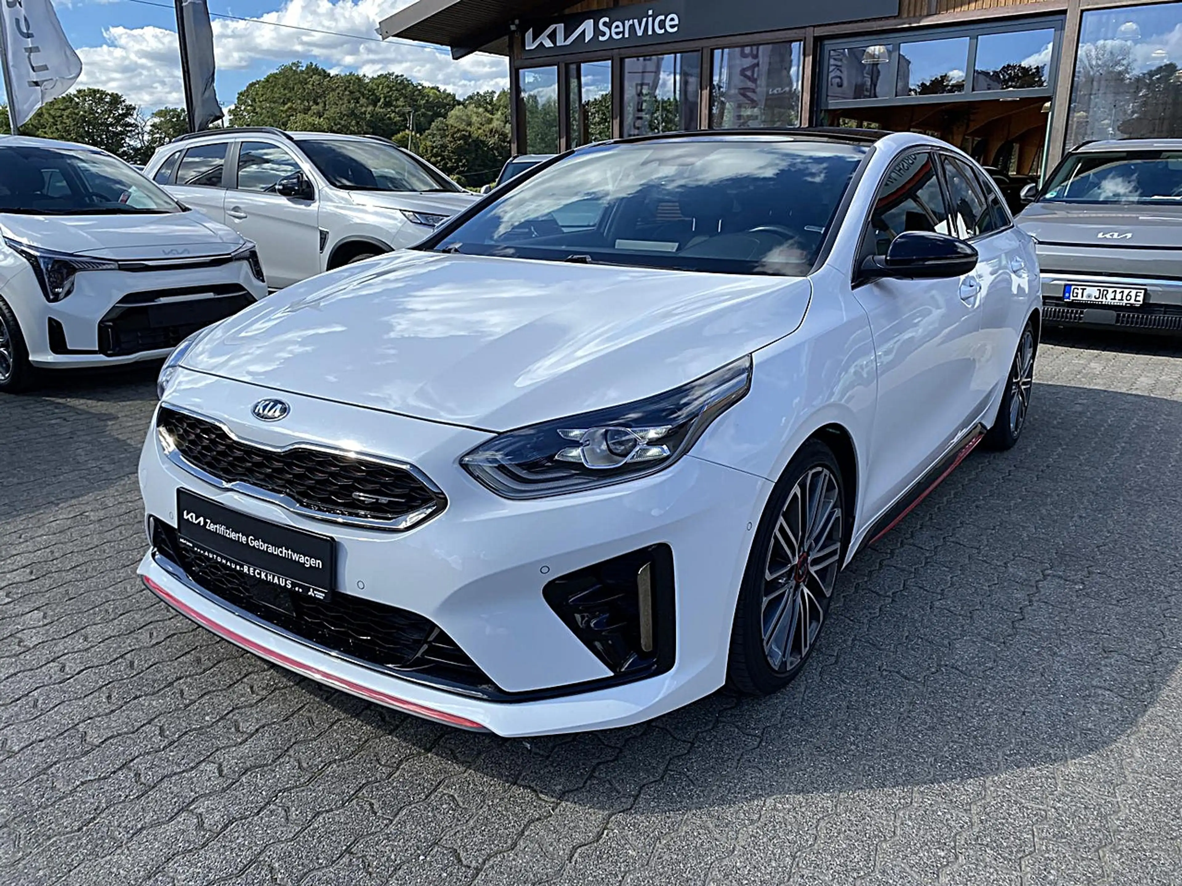 Kia ProCeed / pro_cee'd 1.6T GT NAV GD KOMF DAB JBL Sound Klima Navi — photo 2