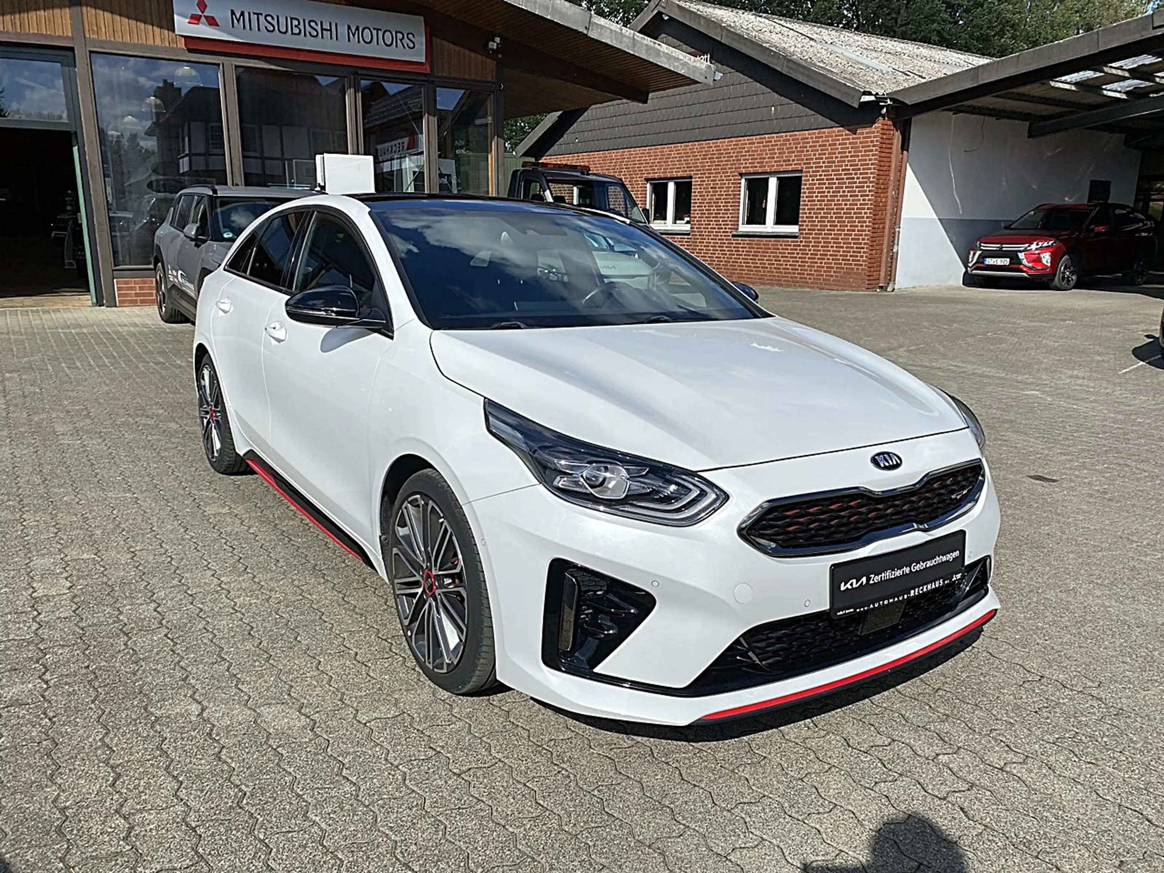 Kia ProCeed / pro_cee'd 1.6T GT NAV GD KOMF DAB JBL Sound Klima Navi — photo 8
