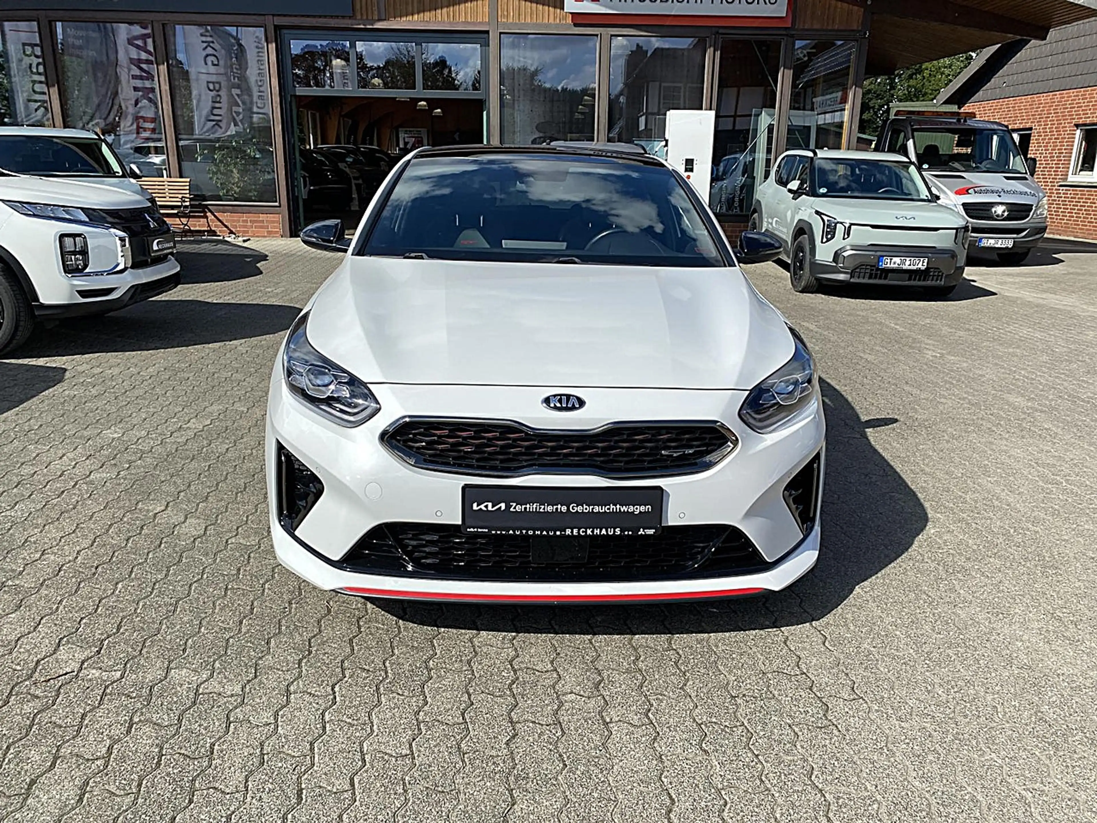 Kia ProCeed / pro_cee'd 1.6T GT NAV GD KOMF DAB JBL Sound Klima Navi — photo 9
