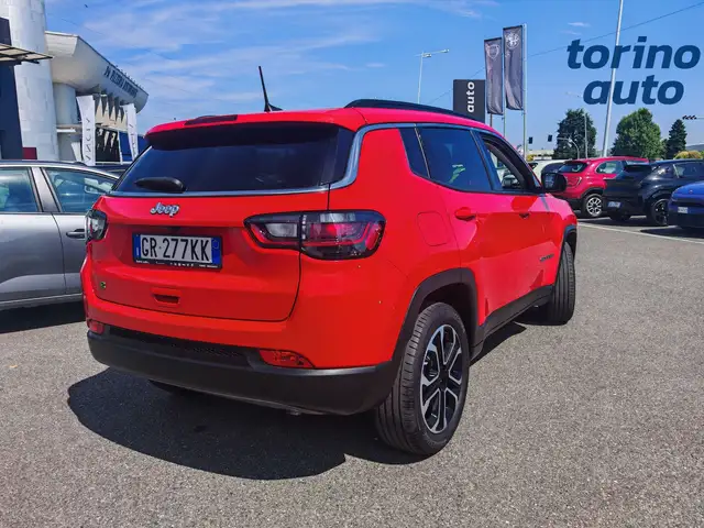 Jeep Compass view 5