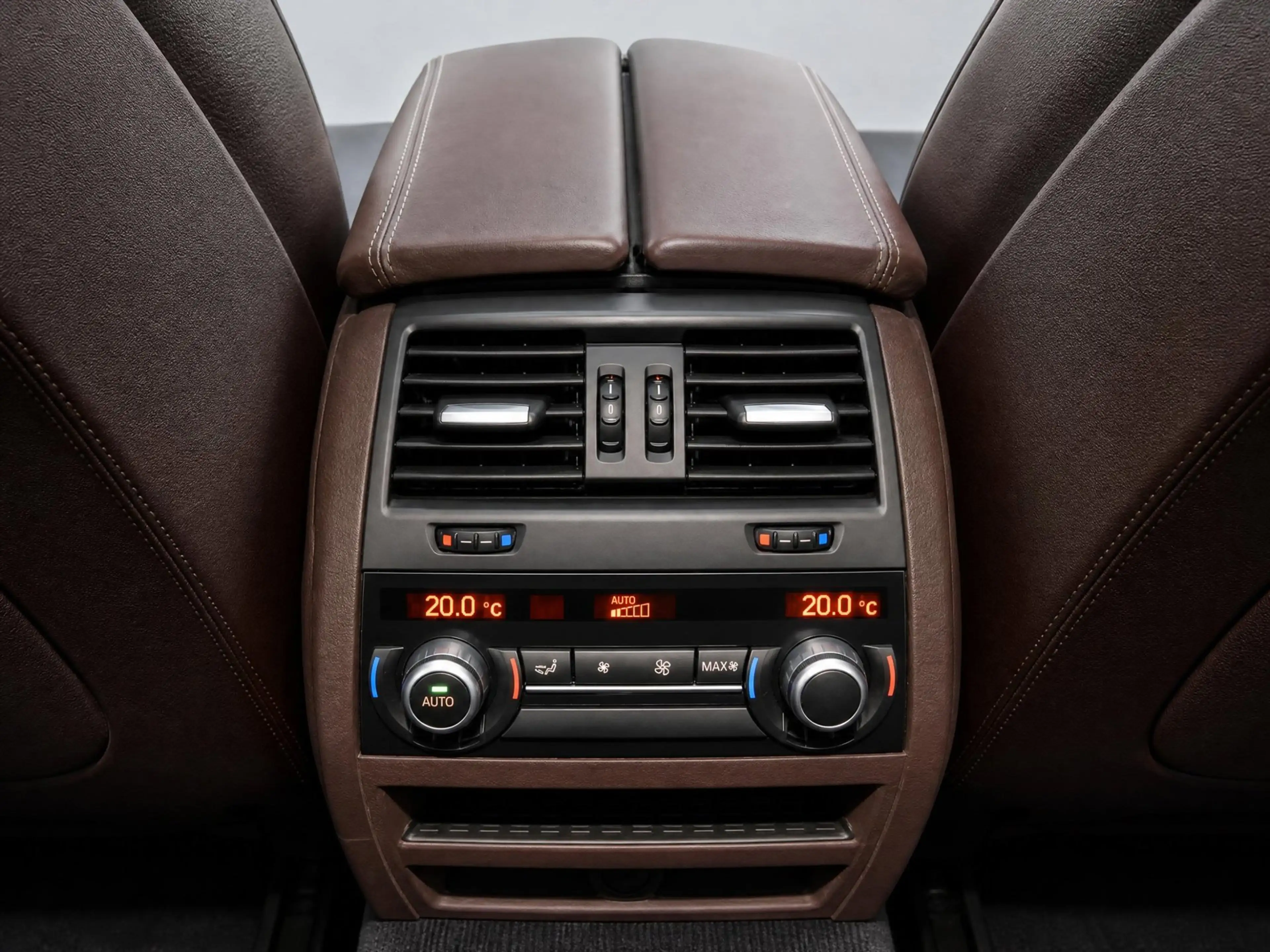 Alpina B5 BMW ALPINA BITURBO — photo 15