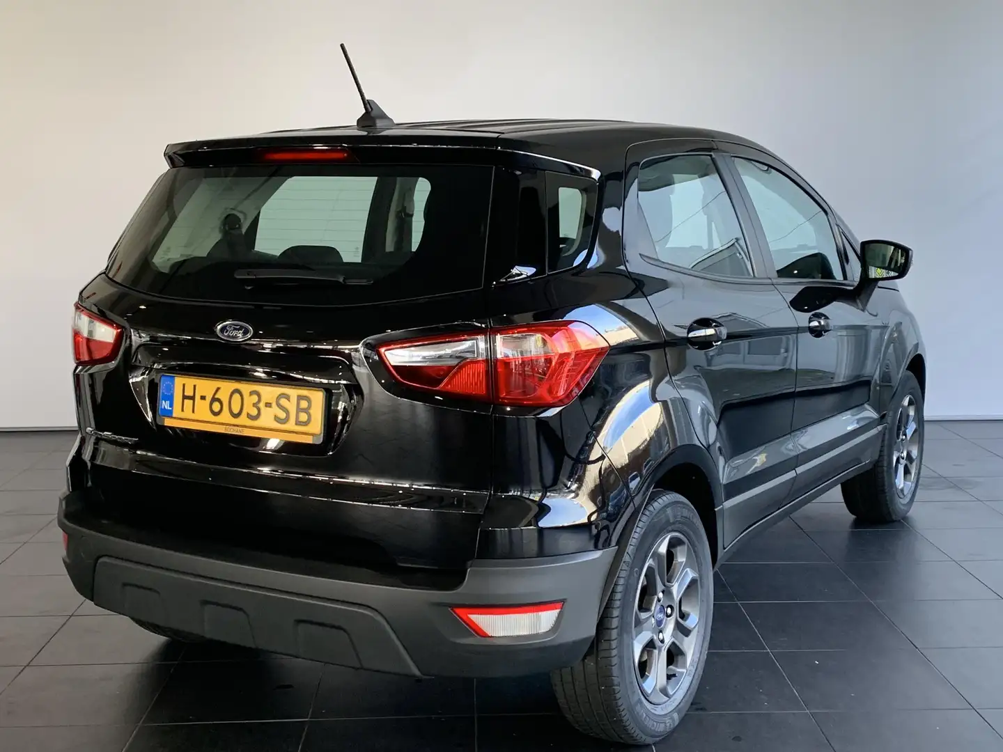 Ford EcoSport 1.0 EcoBoost Connected APPLE CARPLAY | LICHTMETALE Zwart - 2