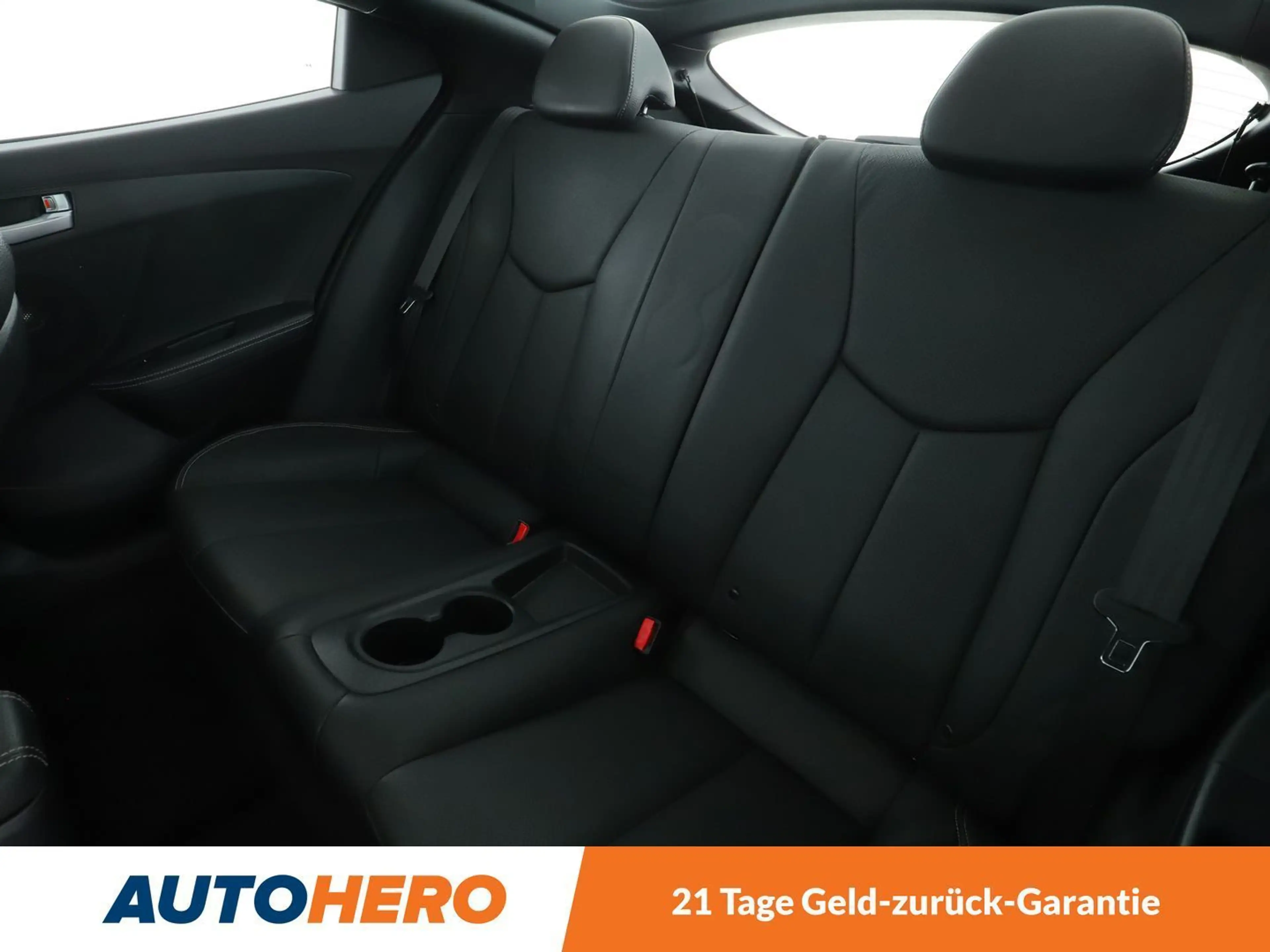Hyundai VELOSTER 1.6 TGDI Premium *NAVI*XENON*TEMPO*PDC*SHZ*ALU* — photo 14