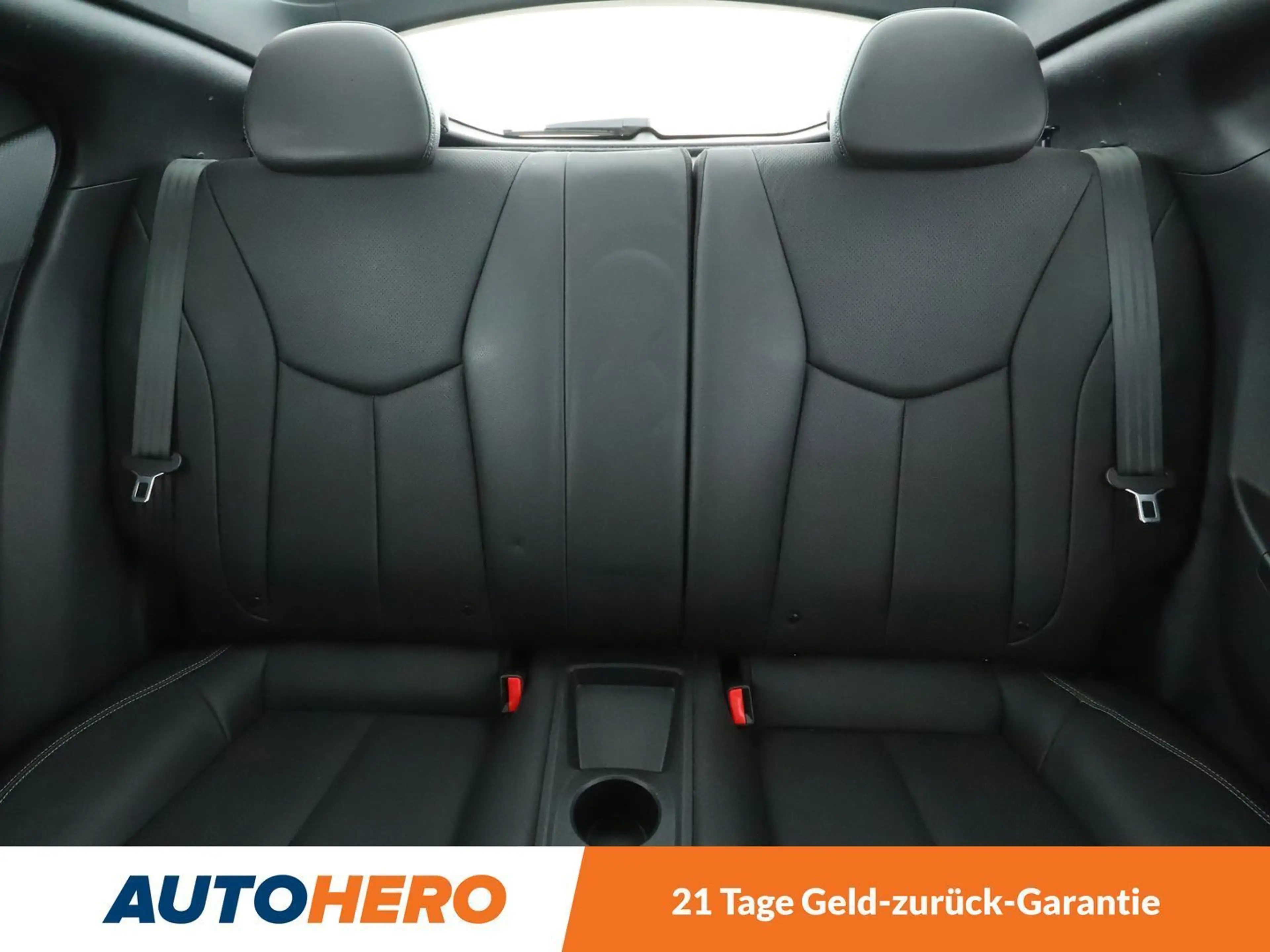 Hyundai VELOSTER 1.6 TGDI Premium *NAVI*XENON*TEMPO*PDC*SHZ*ALU* — photo 15