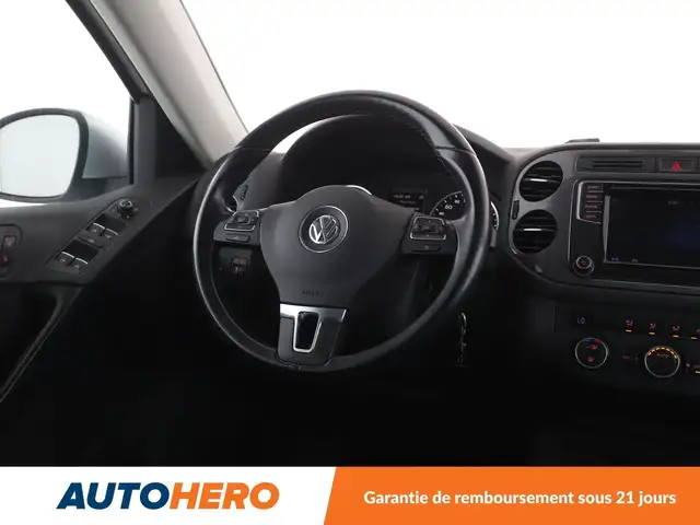 Volkswagen Tiguan view 13