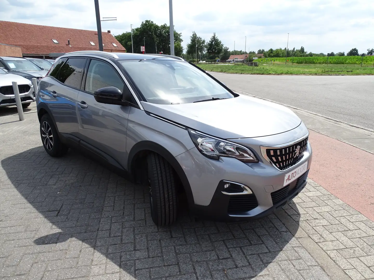 Peugeot 3008 3008 PureTech 130 Stop Grijs - 2