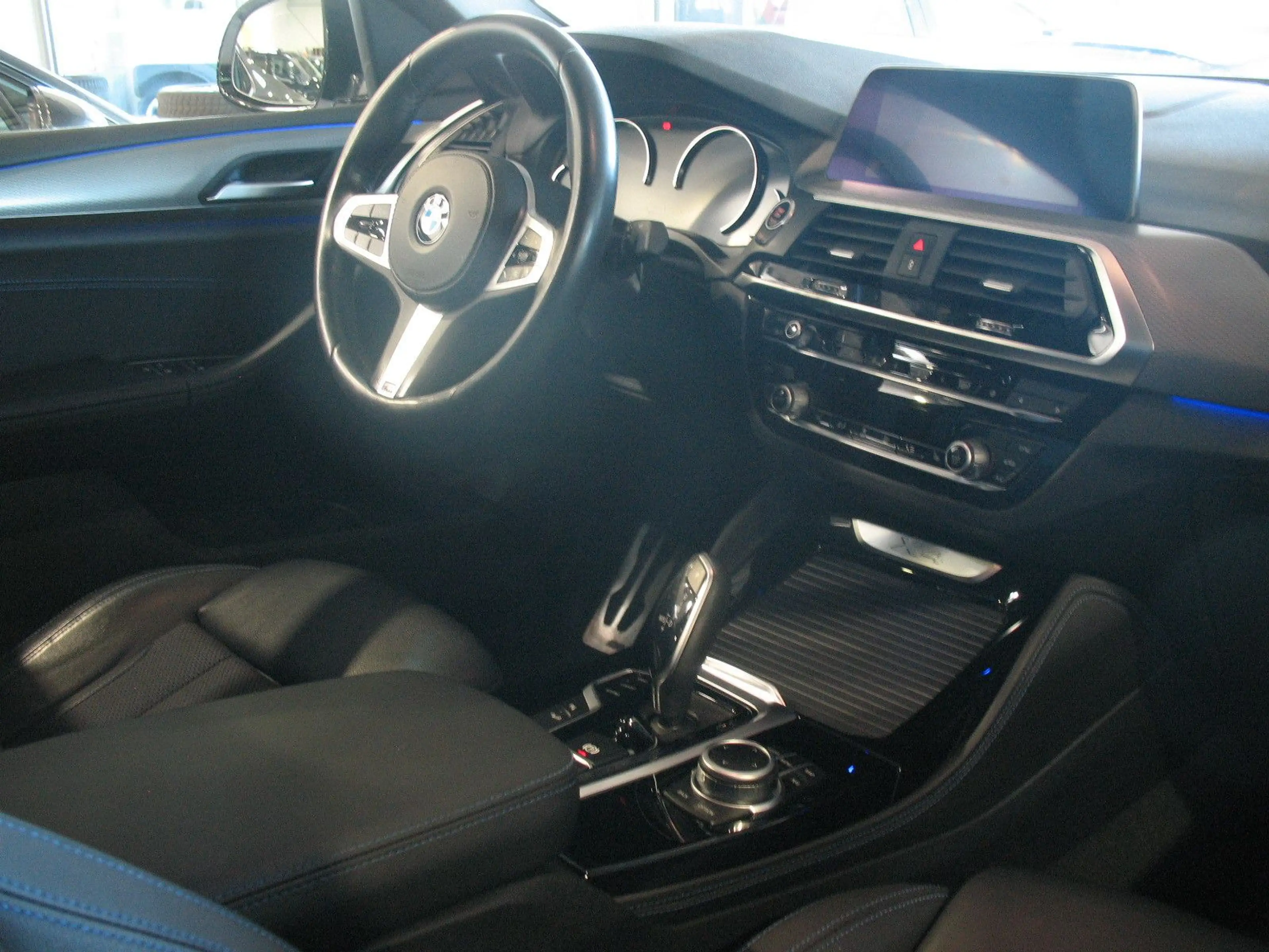BMW X4 xDrive20i Aut. M Sport *LED*LEDER*AHK* — photo 8