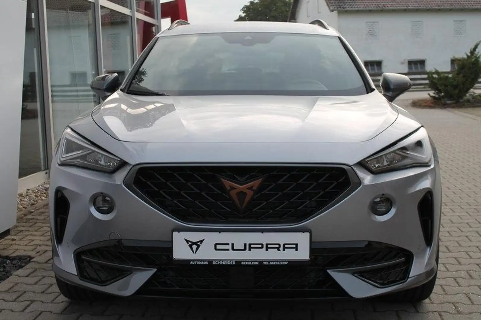 CUPRA Formentor 1.5 TSI 7DSG NAVI/ACC/SHZ/KAMERA/DAB Silber - 2