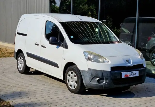 2015 Peugeot Partner in White for sale