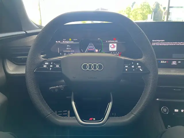 Audi Q5 e-hybrid quattro 270 KW Ansicht 8