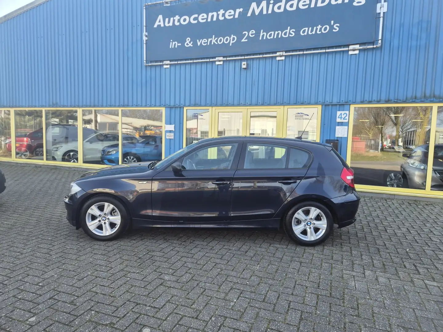 BMW 118 118i Blauw - 2