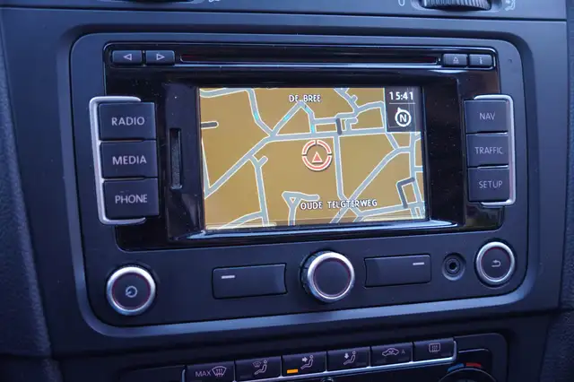 Volkswagen Golf view 8