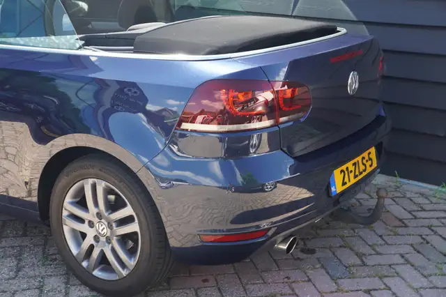 Volkswagen Golf view 10