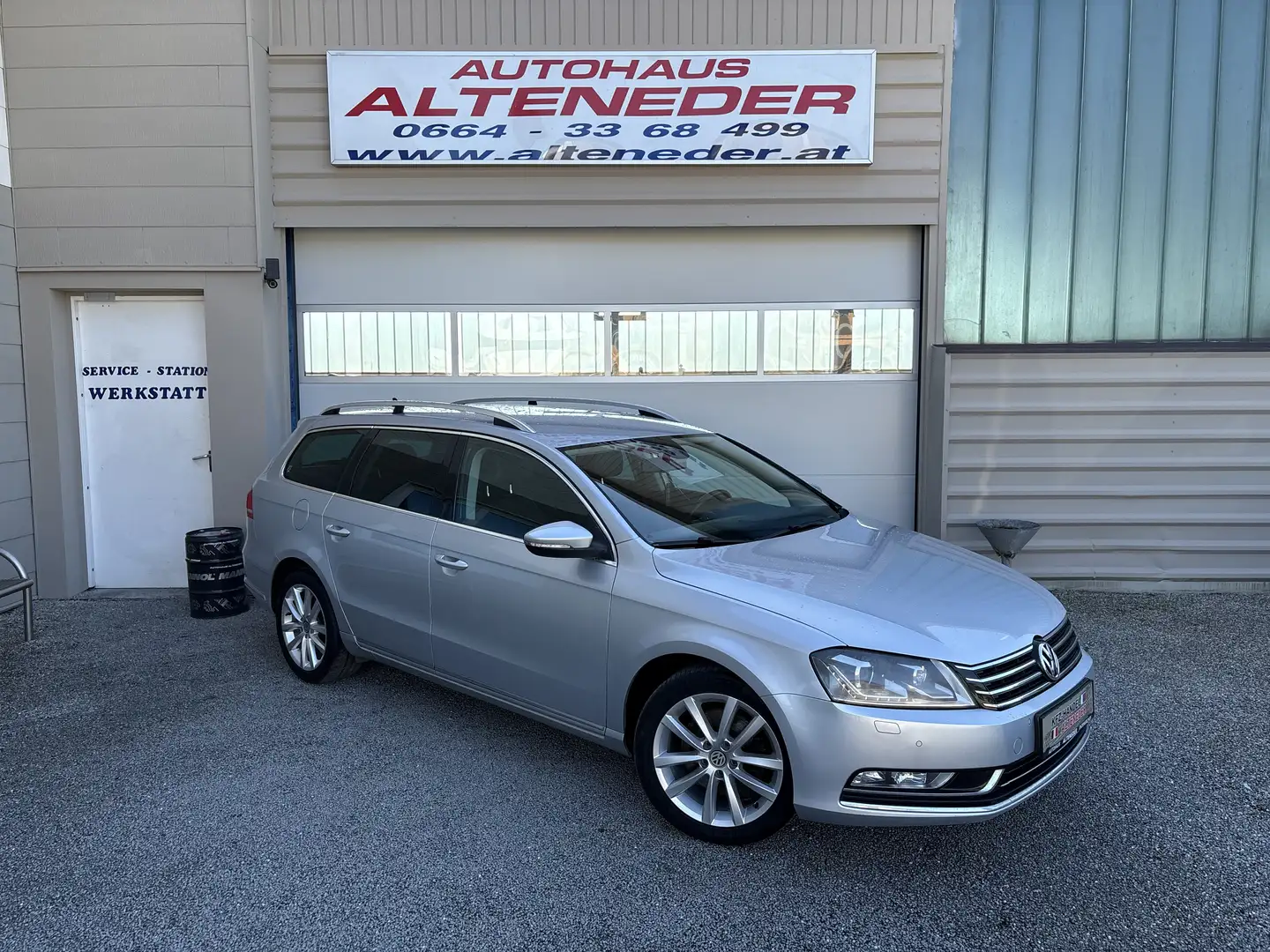 Volkswagen Passat Variant Highline 2,0 TDI DPF 1.BESITZ  NAVI  RFK  SITZH Grau - 1
