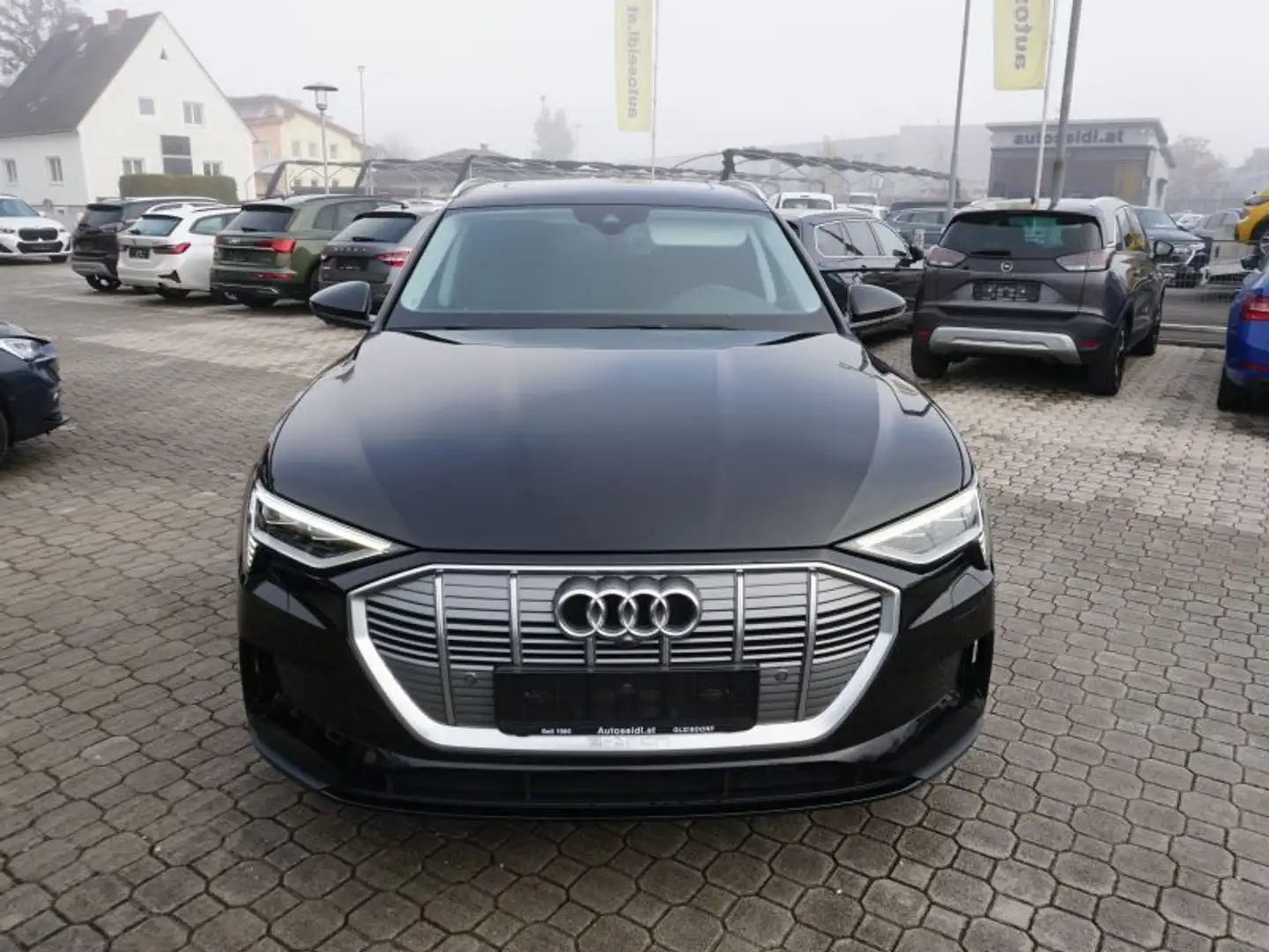 Audi e-tron 55 quattro Business *TOPAUSSTATTUNG!* Noir - 2