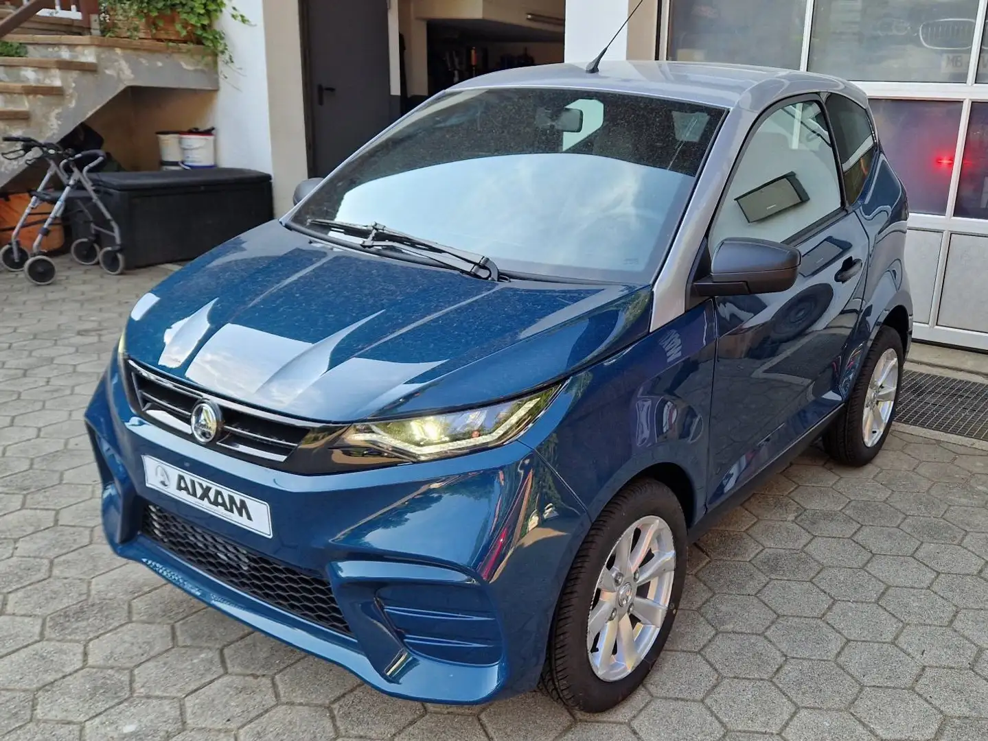 Aixam City Ambition City E5+ Pack mit Alufelgen Blau - 2